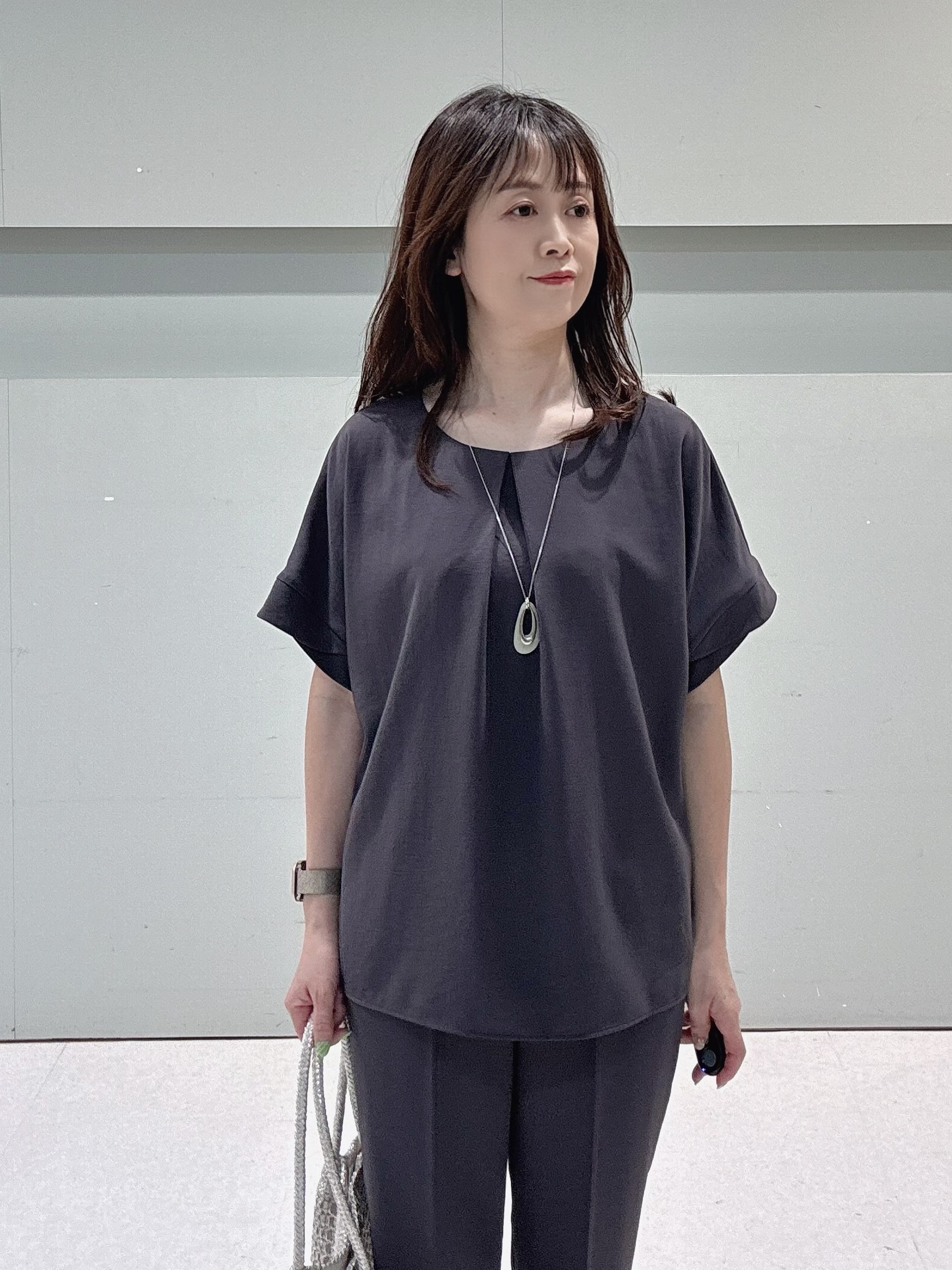 makiさんの「UNTITLED｜【セットアップ可/遮熱/接触冷感】リラクシーテーパードパンツ」を使ったコーディネート