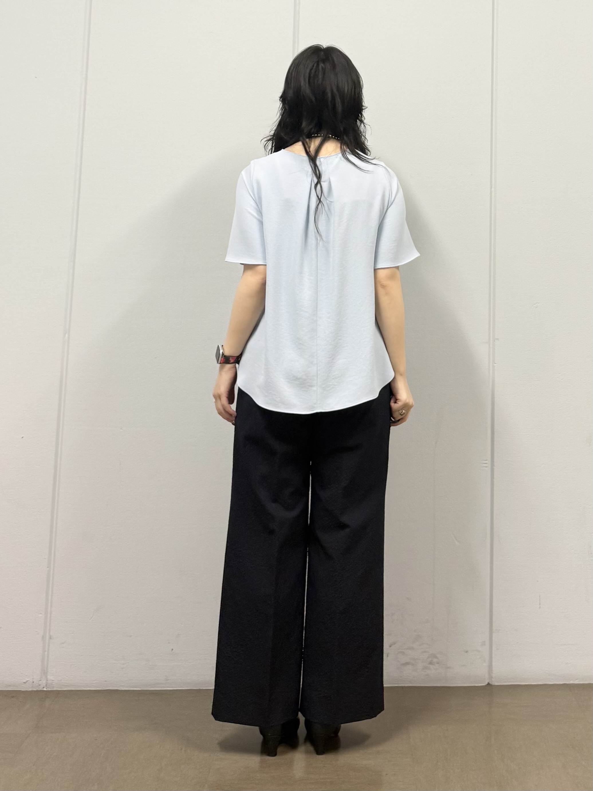 mizukiさんの「INDIVI｜【着る日傘】シフォンドッキングブラウス」を使ったコーディネート