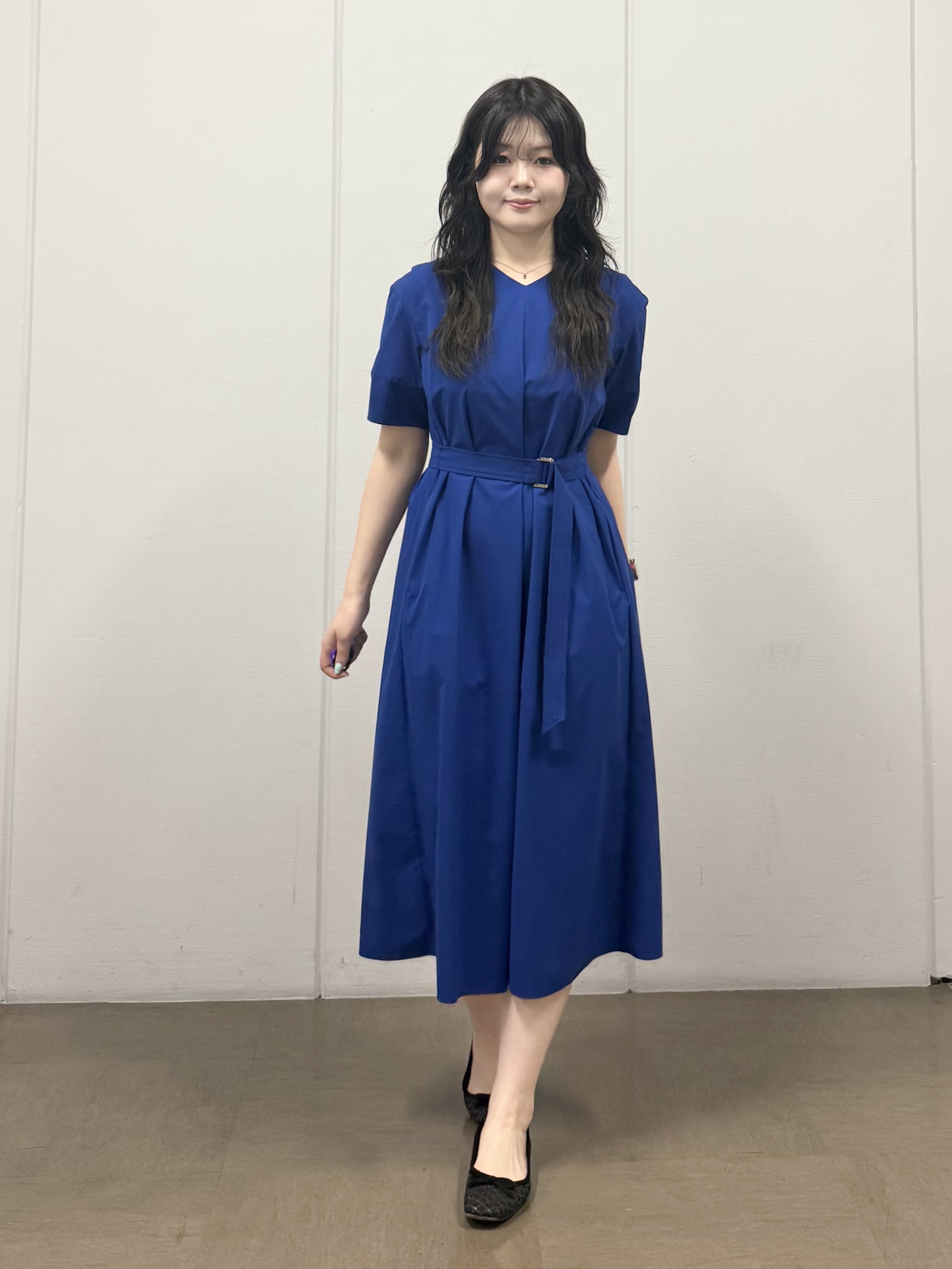 mizukiさんの「INDIVI｜【洗える／軽やか】無地＆ストライプ柄 切替タックブラウス」を使ったコーディネート