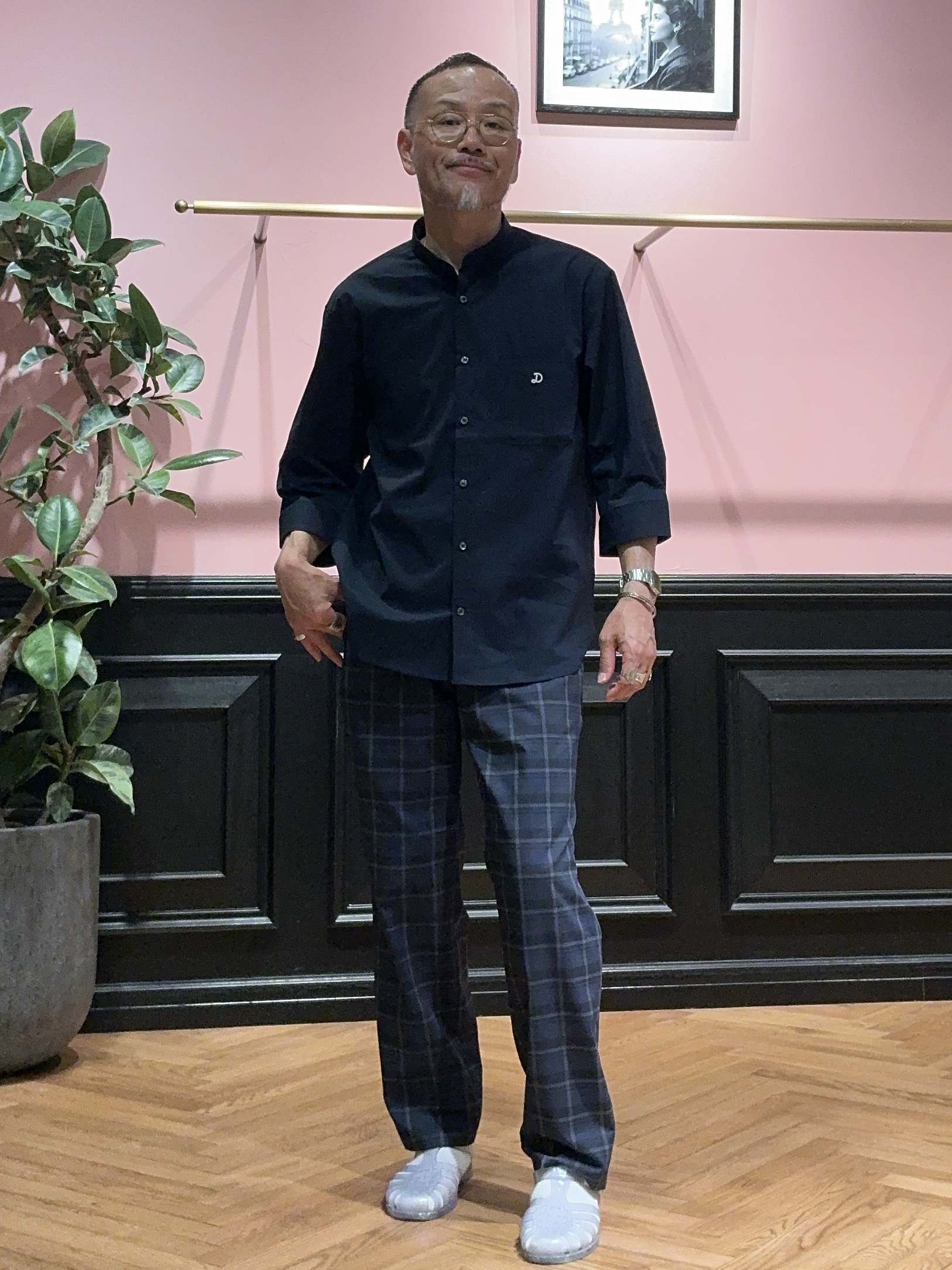 torigoeさんの「DRESSTERIOR｜オーガニックコットン ストレッチバンドカラーシャツ」を使ったコーディネート