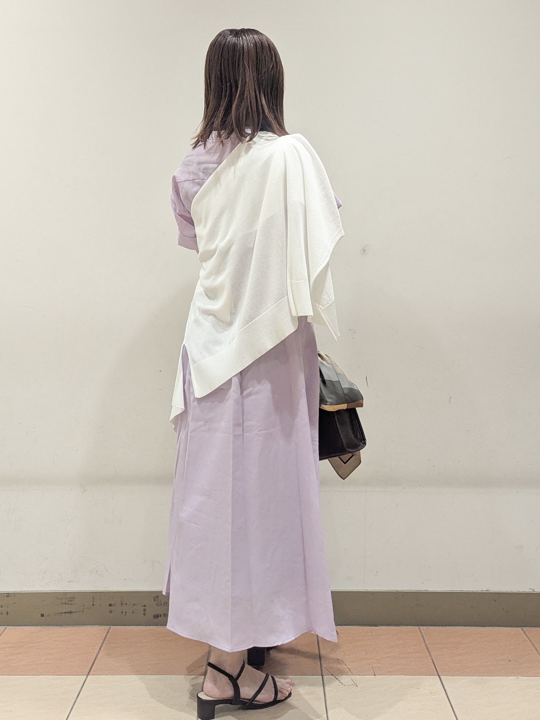 Miさんの「OPAQUE.CLIP｜【接触冷感】ニットカーディガン《洗濯機OK／抗ピリング》」を使ったコーディネート
