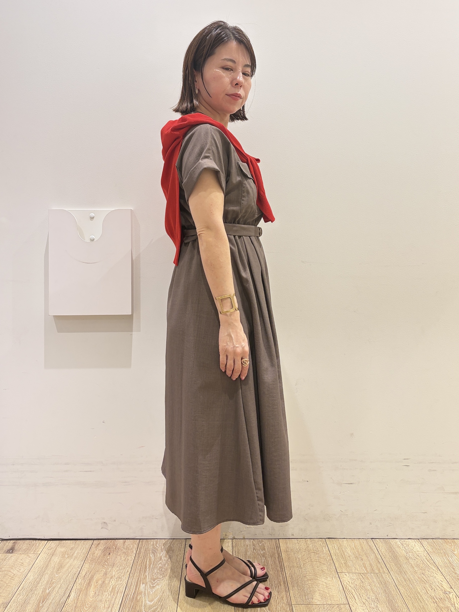 YUKOさんの「index｜【接触冷感】ビジューボタンカーディガン《抗ピリング／洗濯機OK》」を使ったコーディネート