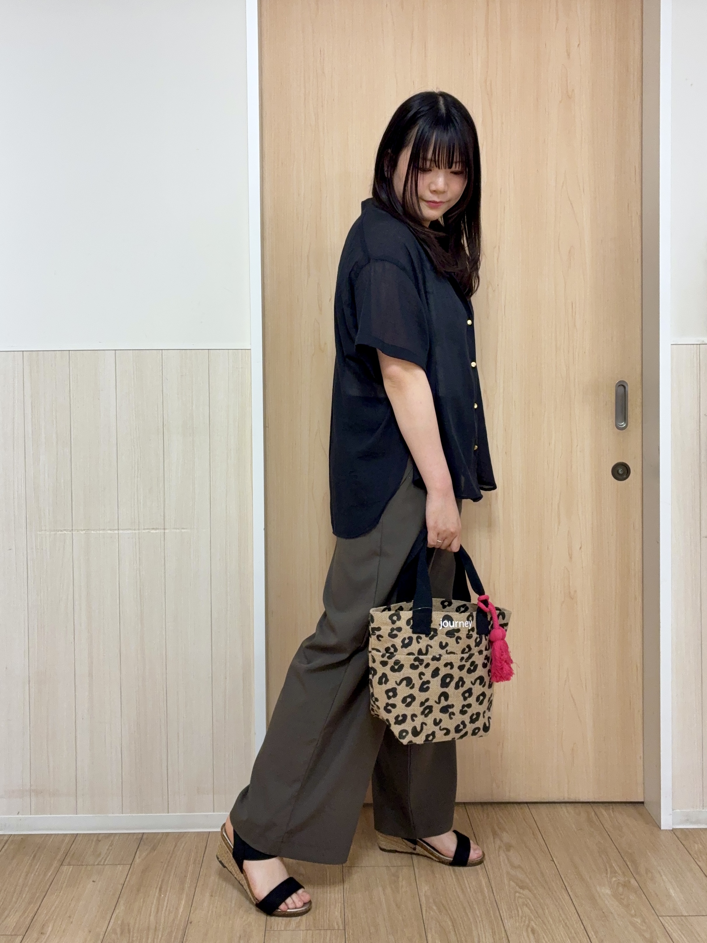 nanaseさんの「SHOO･LA･RUE｜【S-LL】ナチュラルに決まる 半袖シアーシャツジャケット」を使ったコーディネート