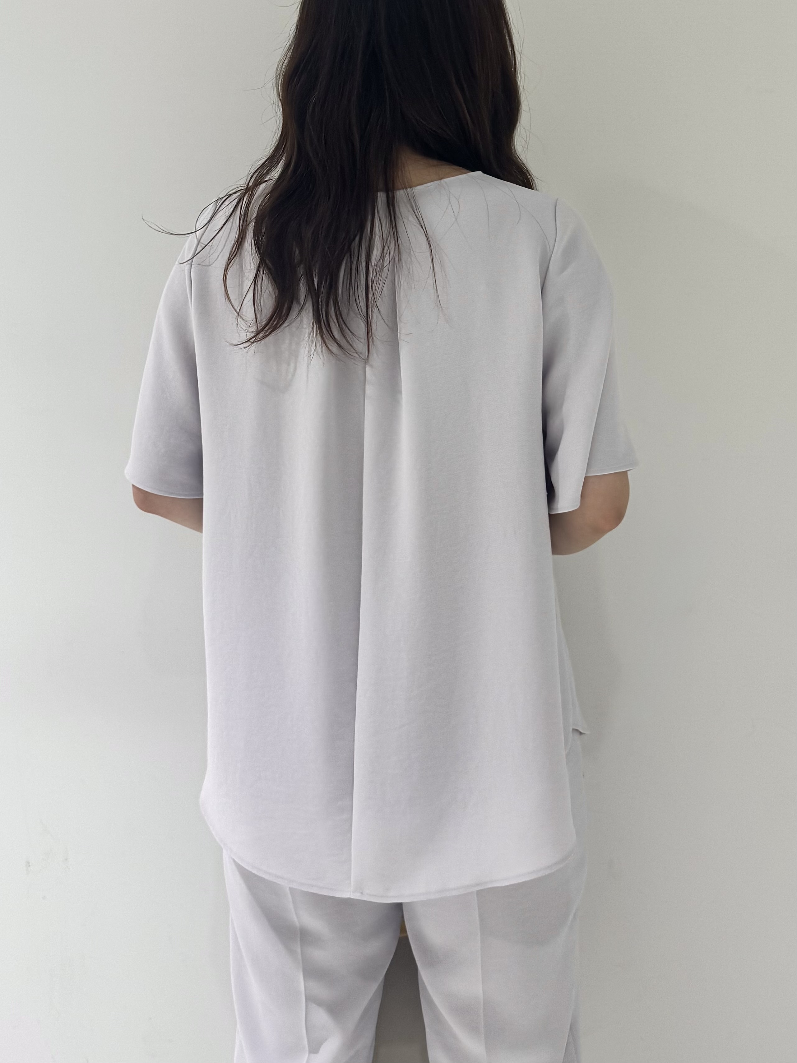 そんさんの「INDIVI｜【着る日傘】シフォンドッキングブラウス」を使ったコーディネート