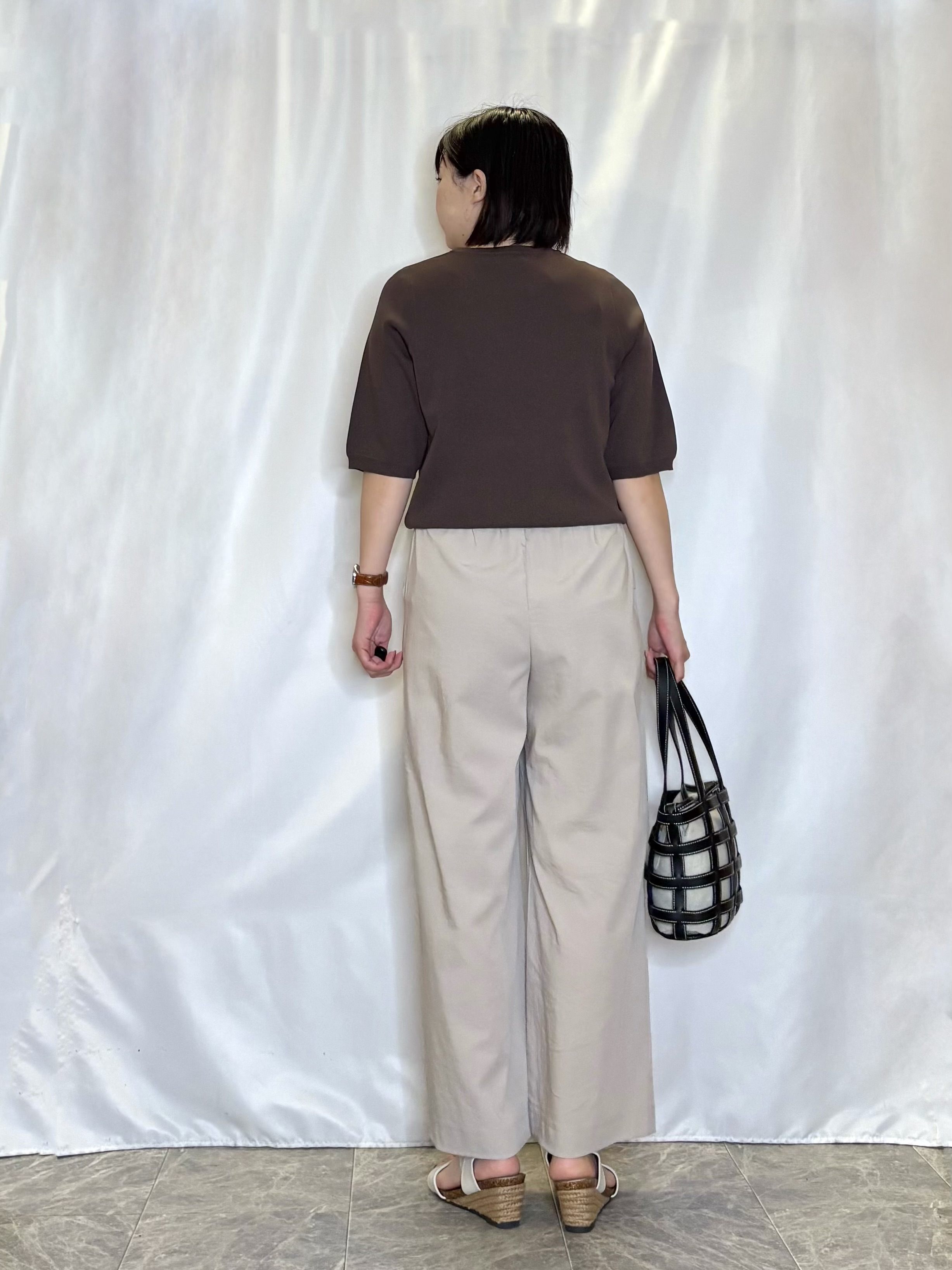 ネリさんの「SHOO･LA･RUE｜【毎日洗える/S-LL/UV】上半身すっきり 二の腕見せない5分袖ニット」を使ったコーディネート