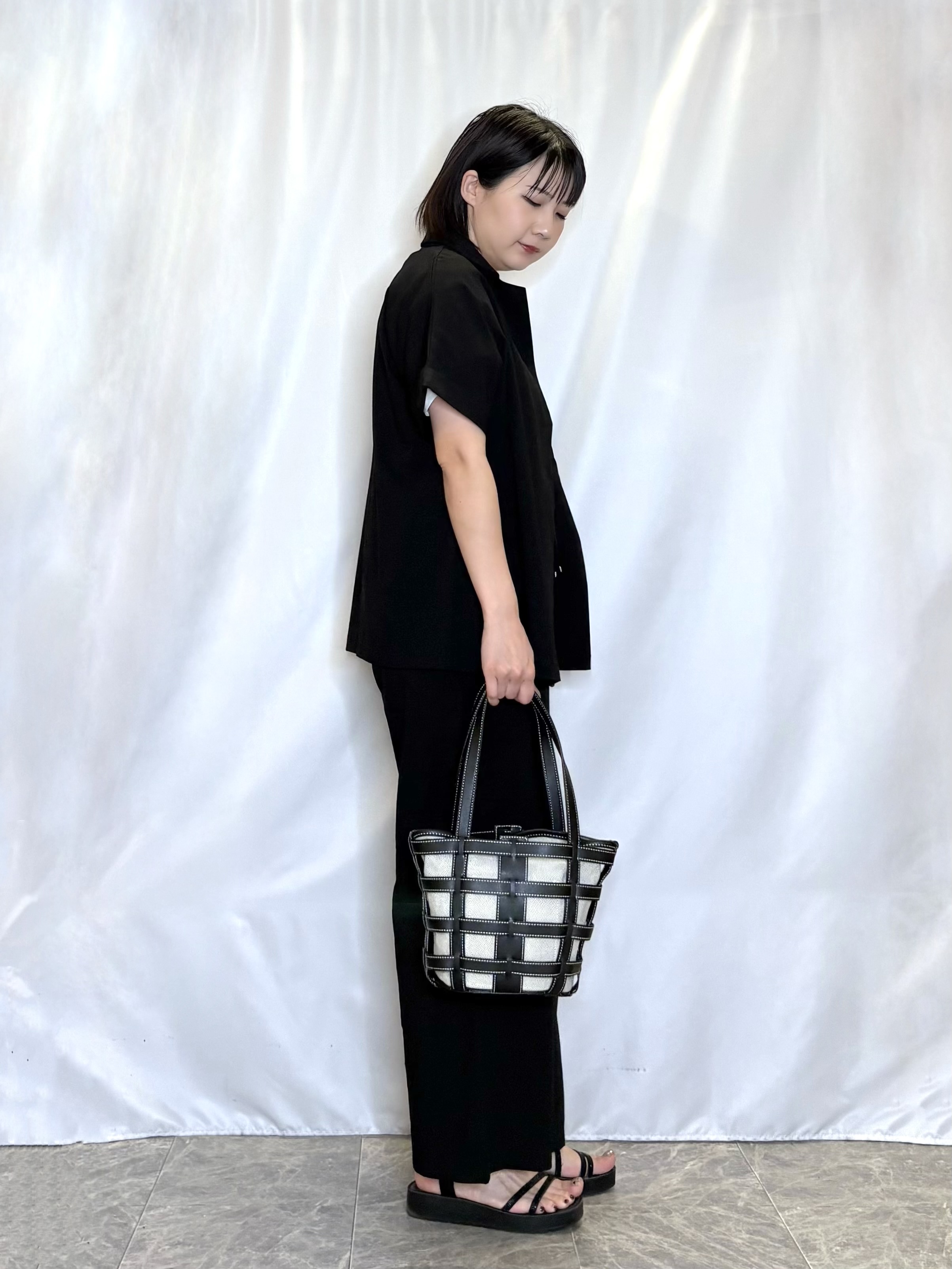 ネリさんの「SHOO･LA･RUE｜【高レビュー/洗濯機可/セットアップ可】軽凛(かろりん) 半袖ジャケット」を使ったコーディネート