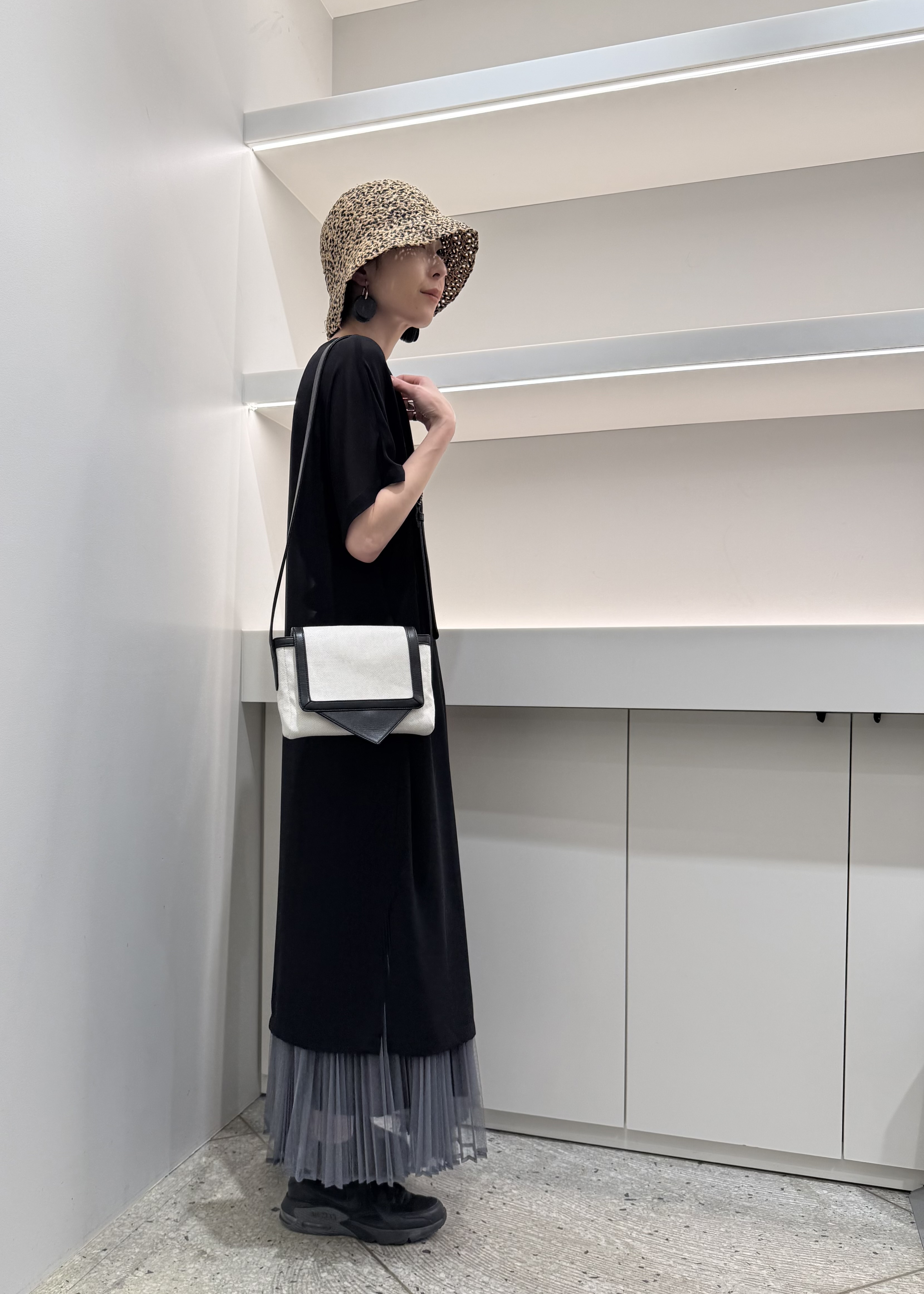 Kさんの「HIROKO HAYASHI｜TRIS（トリス）ショルダーバッグS」を使ったコーディネート