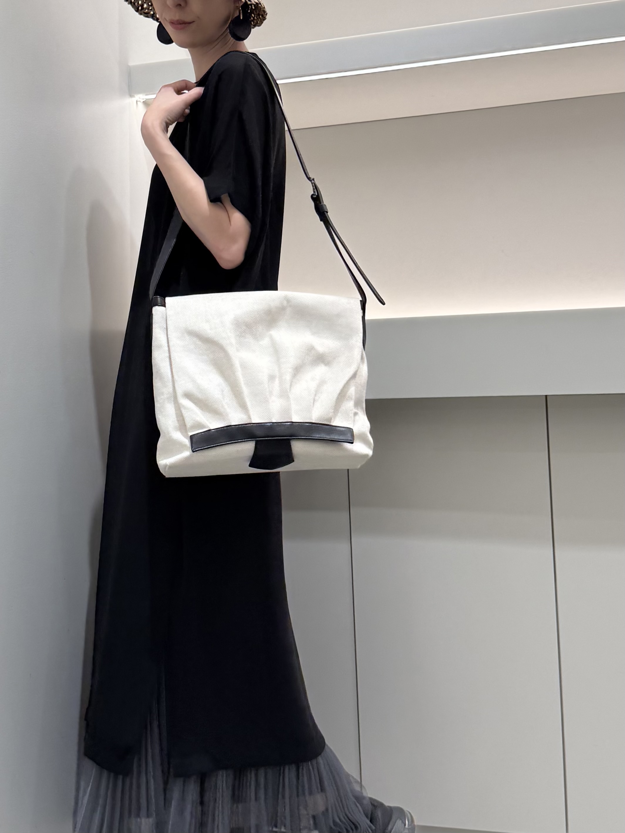 Kさんの「HIROKO HAYASHI｜TRIS（トリス）ショルダーバッグM」を使ったコーディネート