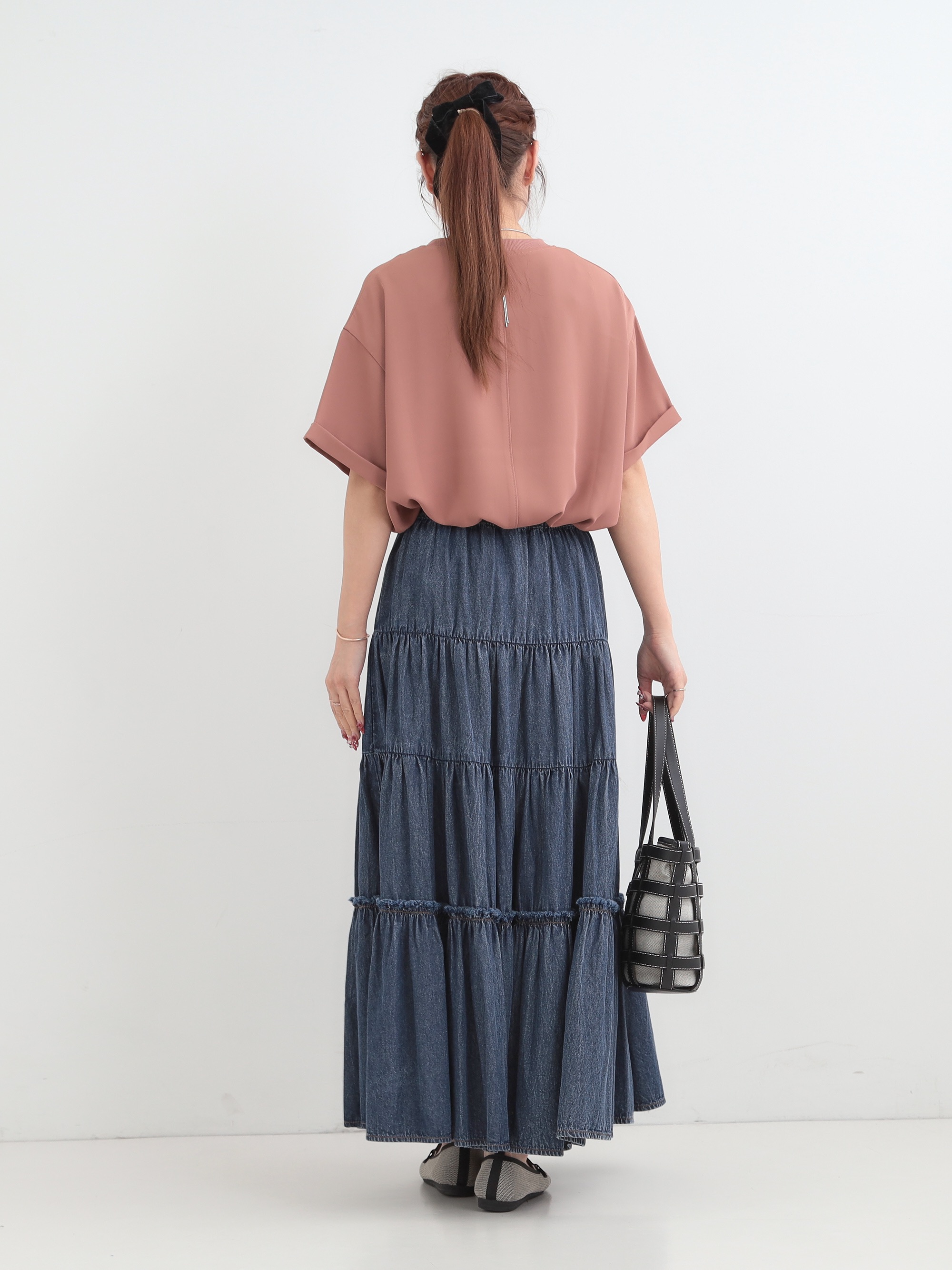 ゆゆさんの「SHOO･LA･RUE｜【UV/S-LL/セットアップ可】やみつきになる肌触り さらさらぷるんトップス」を使ったコーディネート