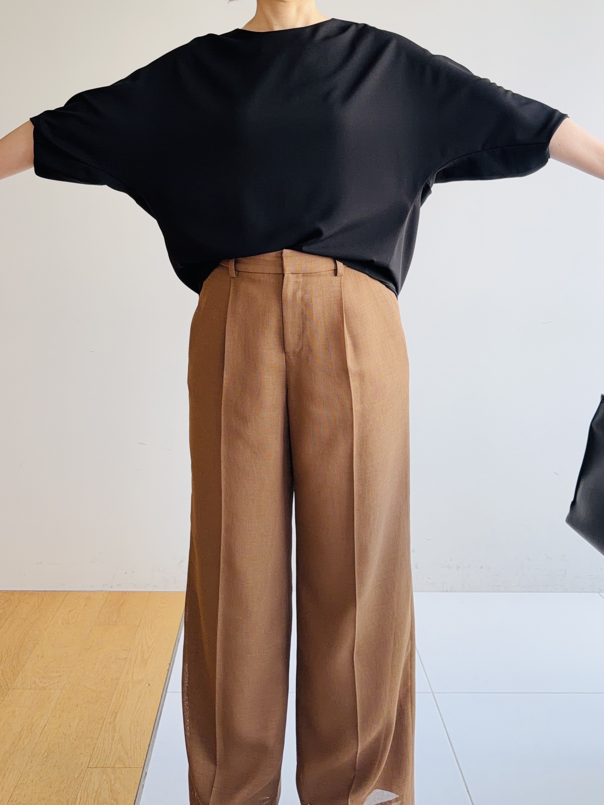 murayamaさんの「INDIVI｜【接触冷感／透湿／着る日傘】ドルマントップス」を使ったコーディネート