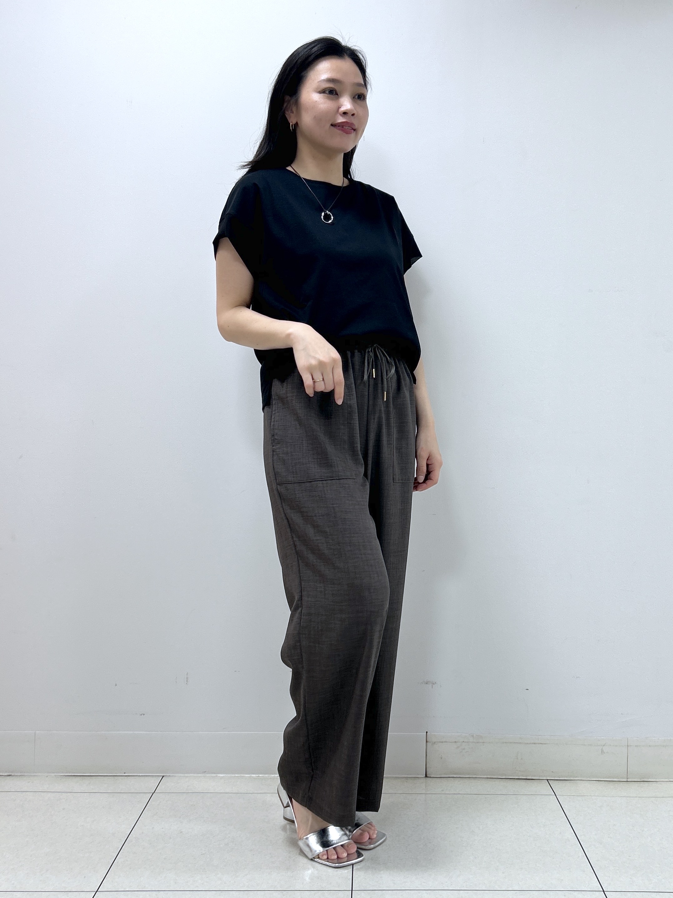 Kaiさんの「Dessin｜【UVカット/接触冷感】美光沢カットソー」を使ったコーディネート