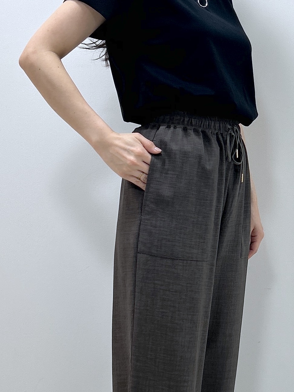 Kaiさんの「Dessin｜【UVカット/接触冷感】美光沢カットソー」を使ったコーディネート