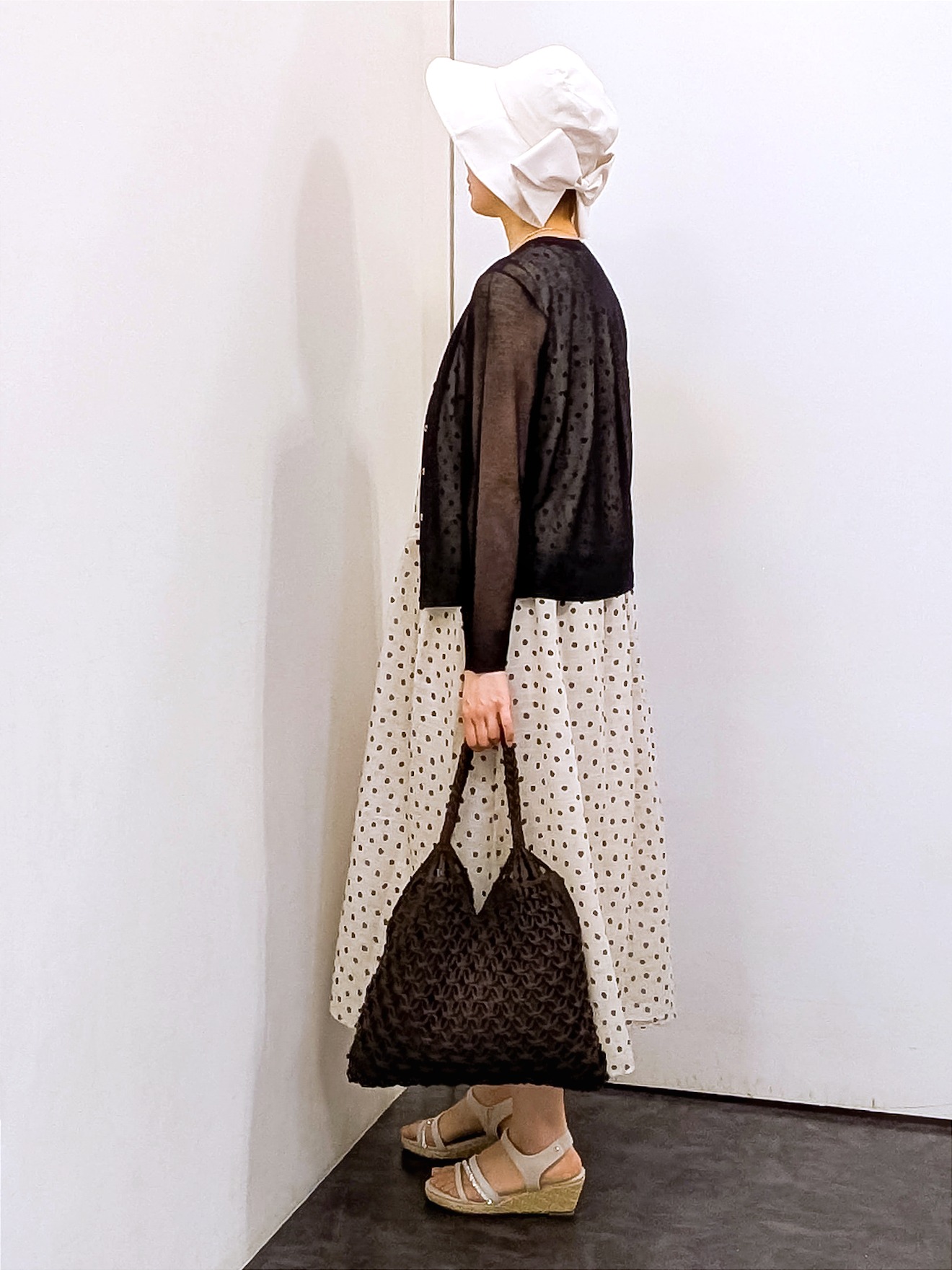やまちゃんさんの「grove｜高評価！【洗える/名品】大人の透け感、シアーカーディガン」を使ったコーディネート
