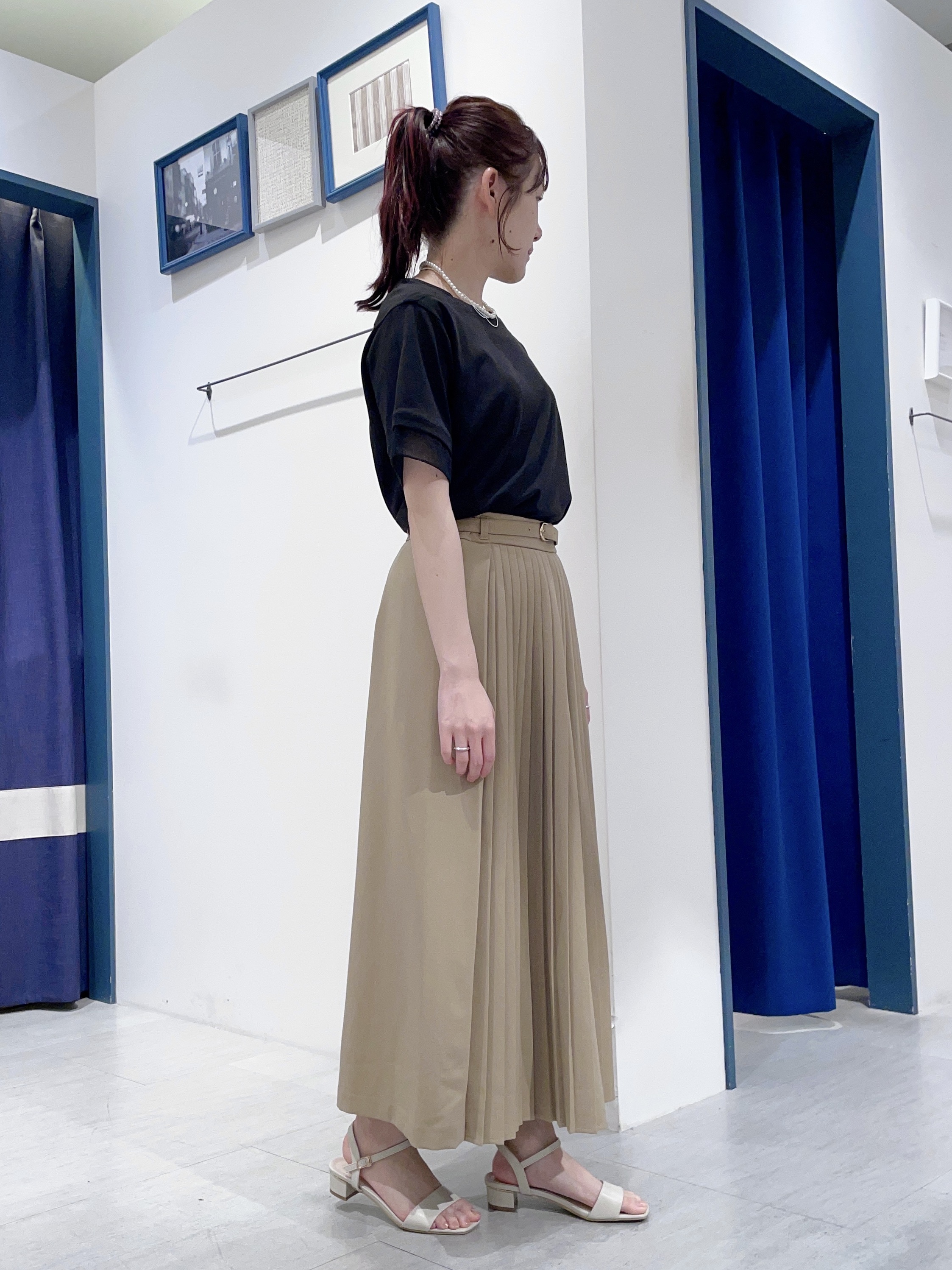 haruさんの「grove｜【二の腕カバー/UVカット】袖口シアースクエアネックTシャツ」を使ったコーディネート