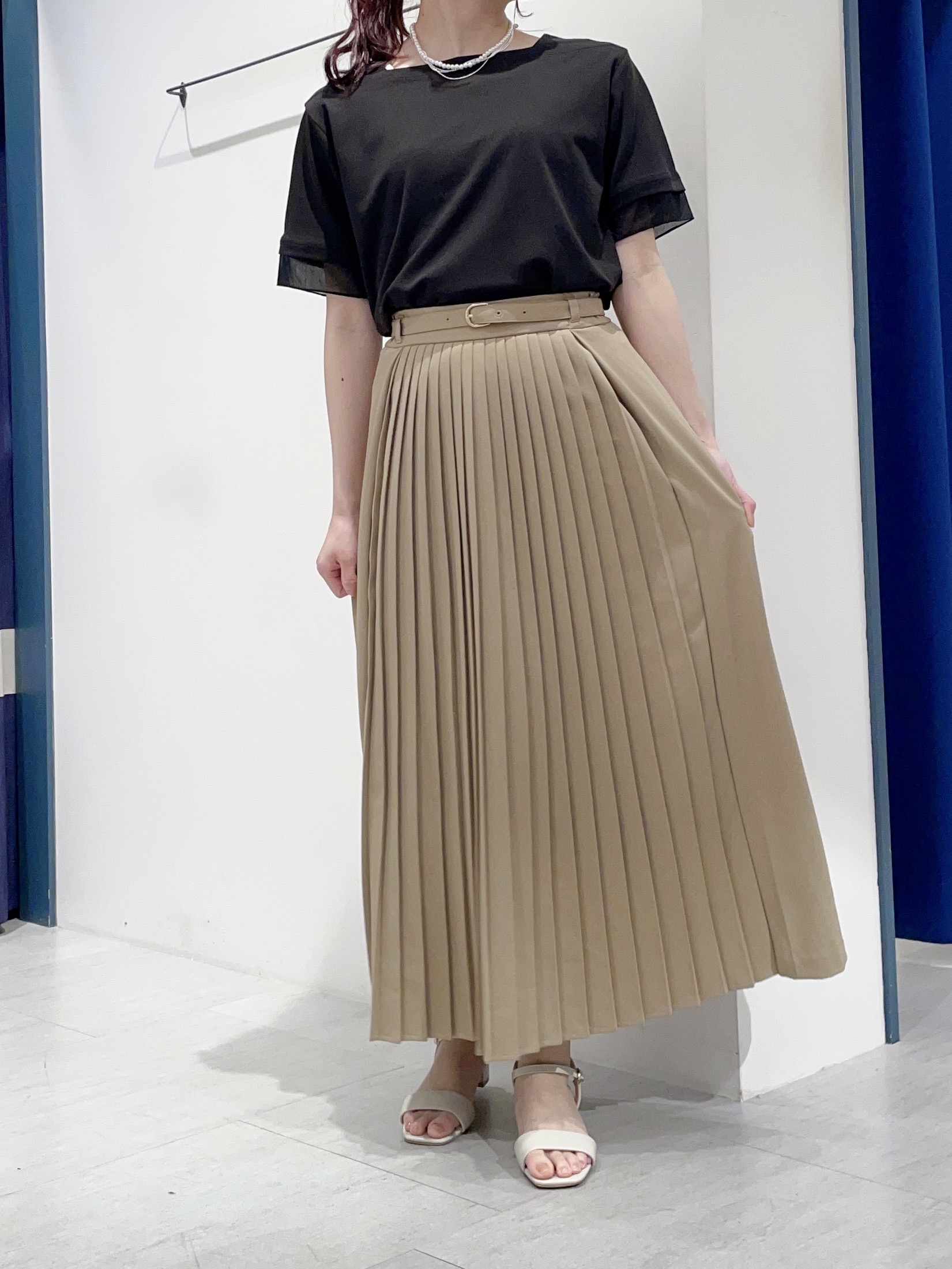 haruさんの「grove｜【二の腕カバー/UVカット】袖口シアースクエアネックTシャツ」を使ったコーディネート