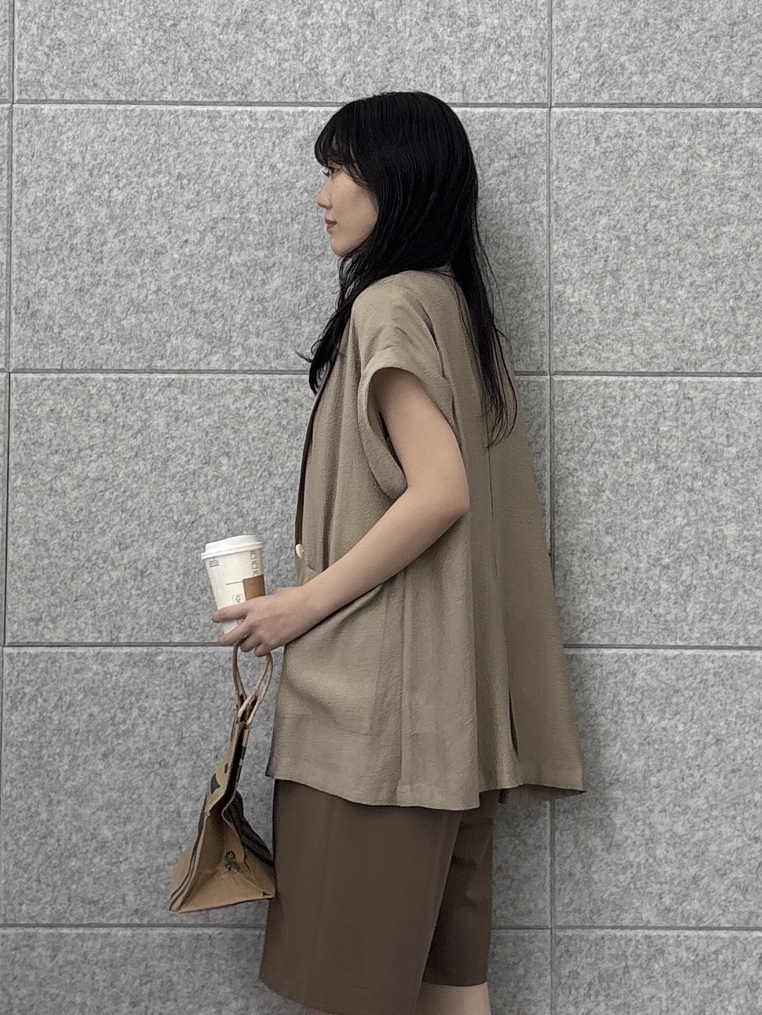 rinaさんの「INDIVI｜ワッシャーシアー半袖ダブルジャケット」を使ったコーディネート
