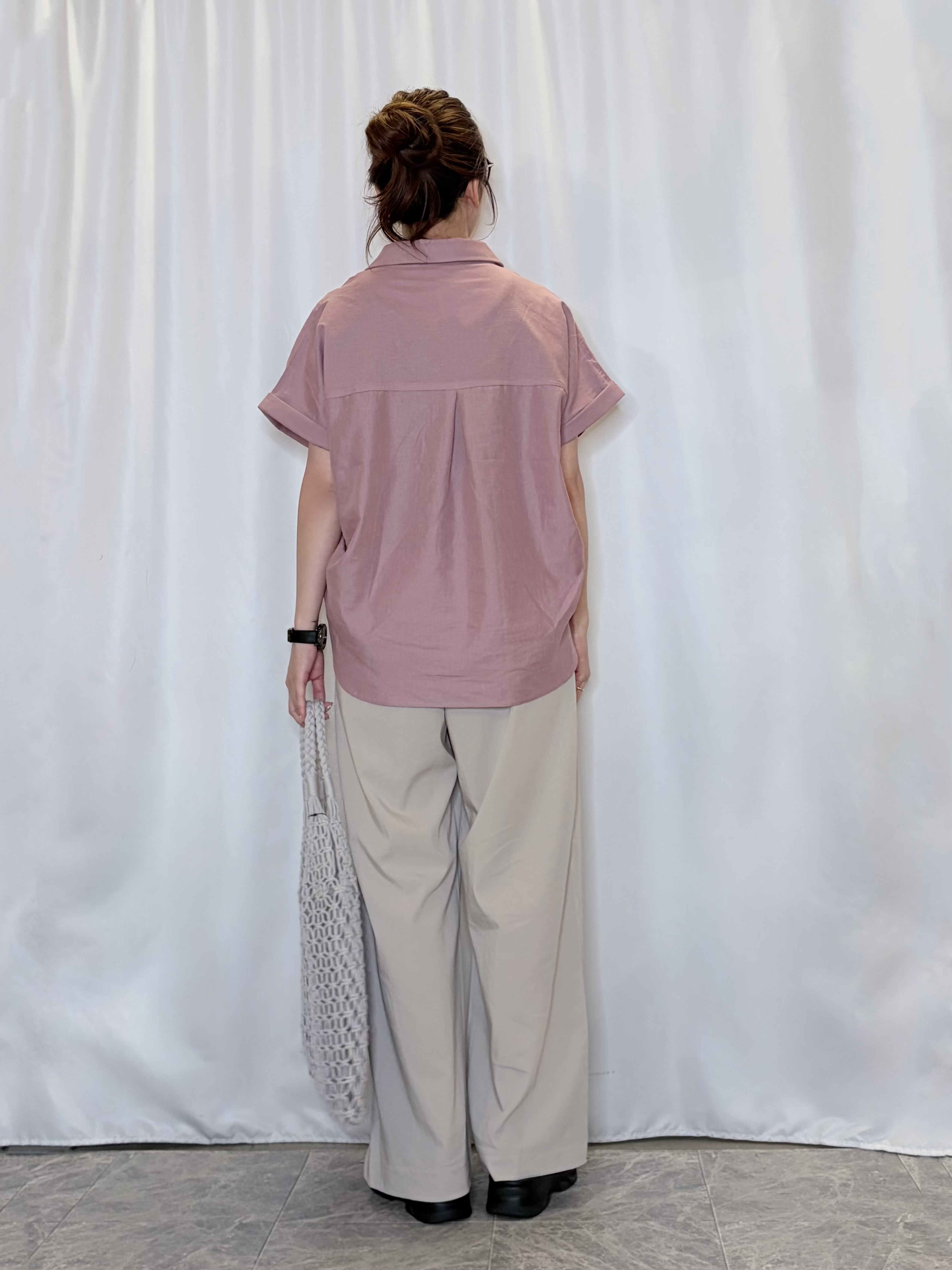 おうめさんの「SHOO･LA･RUE｜【UV/吸水速乾/抗菌防臭】インせず着られる フレンチリネンスキッパーシャツ」を使ったコーディネート