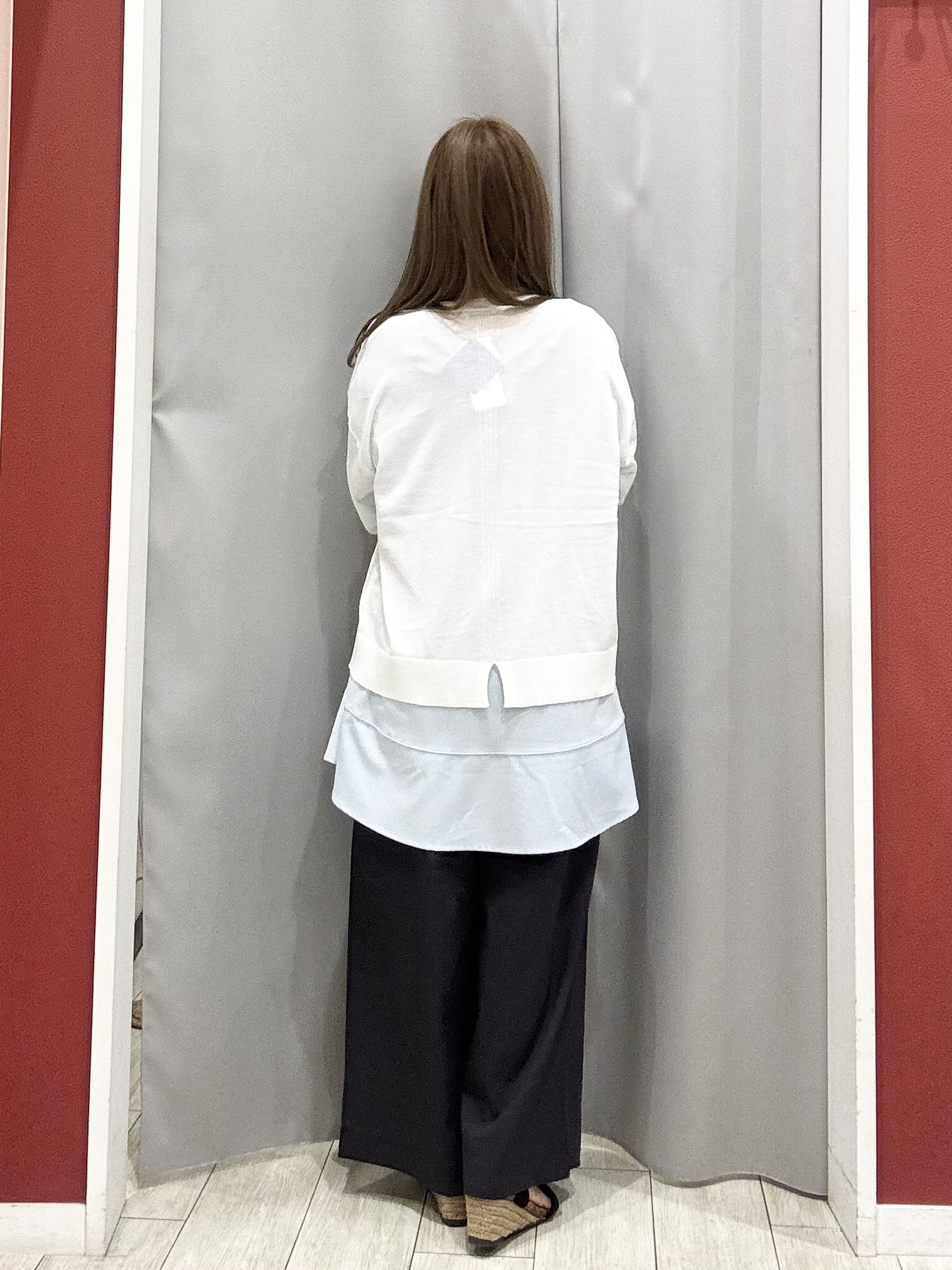 shioさんの「SHOO･LA･RUE｜【洗濯機可/S-LL】オンにもオフにも マルチに使えるボタンレスカーディガン」を使ったコーディネート