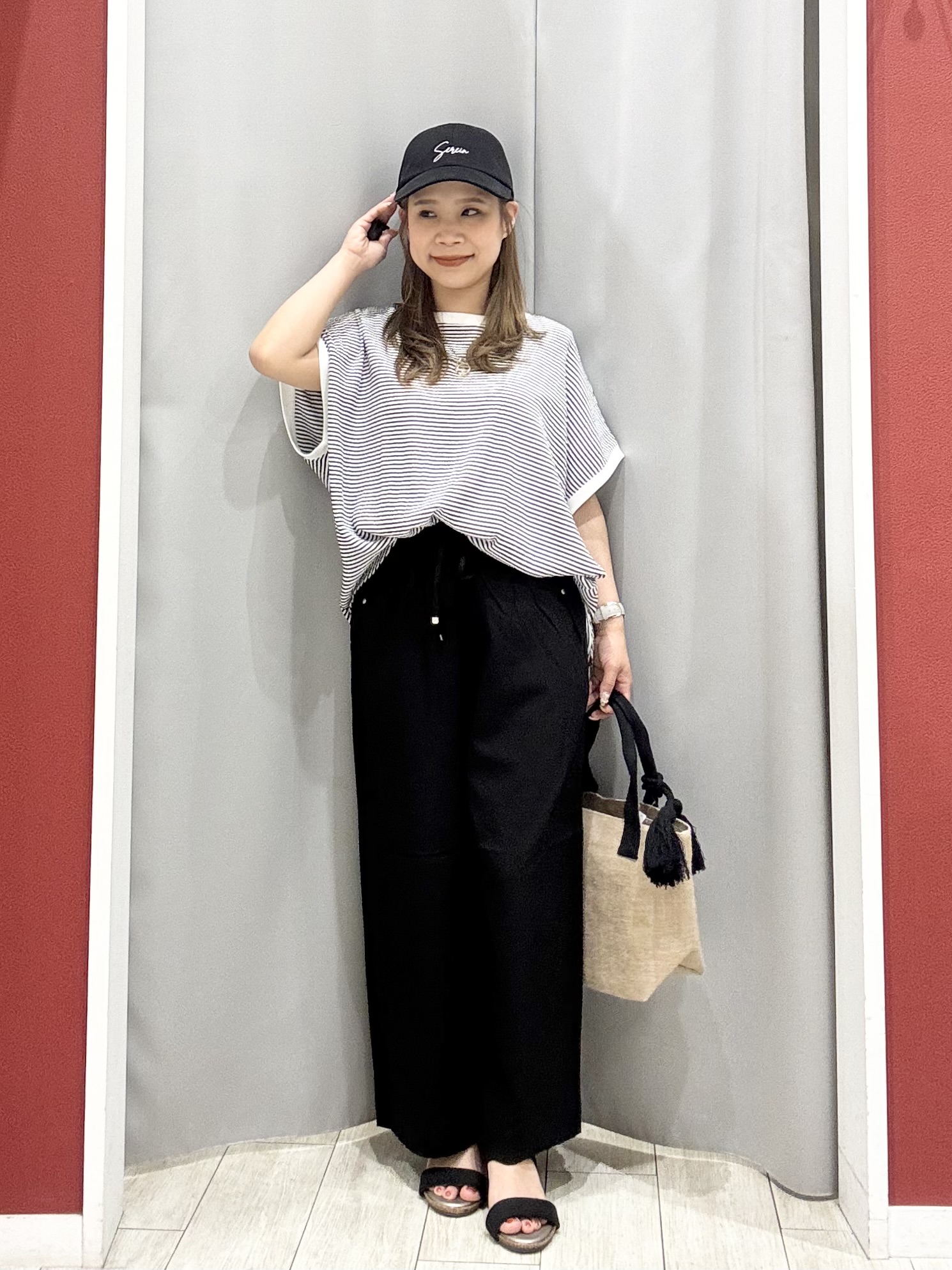 shioさんの「SHOO･LA･RUE｜【体型カバー】ふんわり質感 やわらかこなれシアーシャツ」を使ったコーディネート