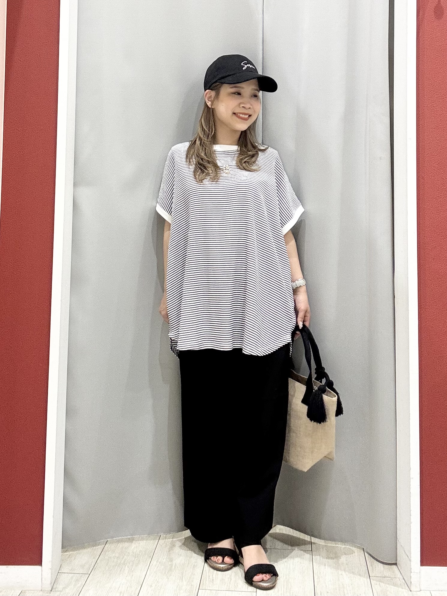 shioさんの「SHOO･LA･RUE｜【体型カバー】ふんわり質感 やわらかこなれシアーシャツ」を使ったコーディネート