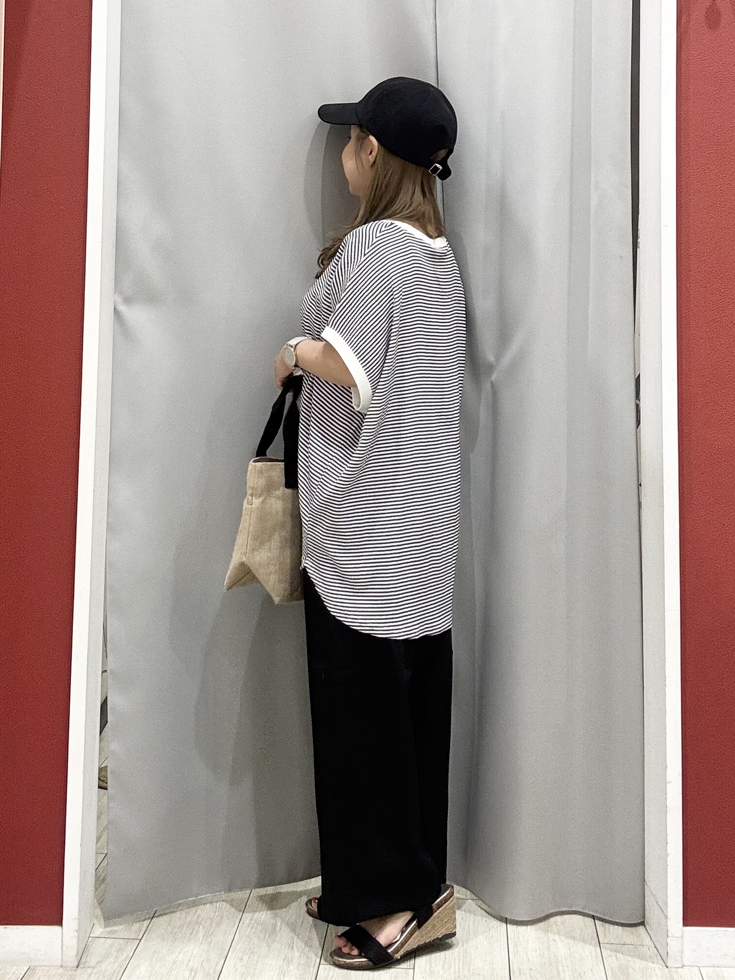 shioさんの「SHOO･LA･RUE｜【体型カバー】ふんわり質感 やわらかこなれシアーシャツ」を使ったコーディネート