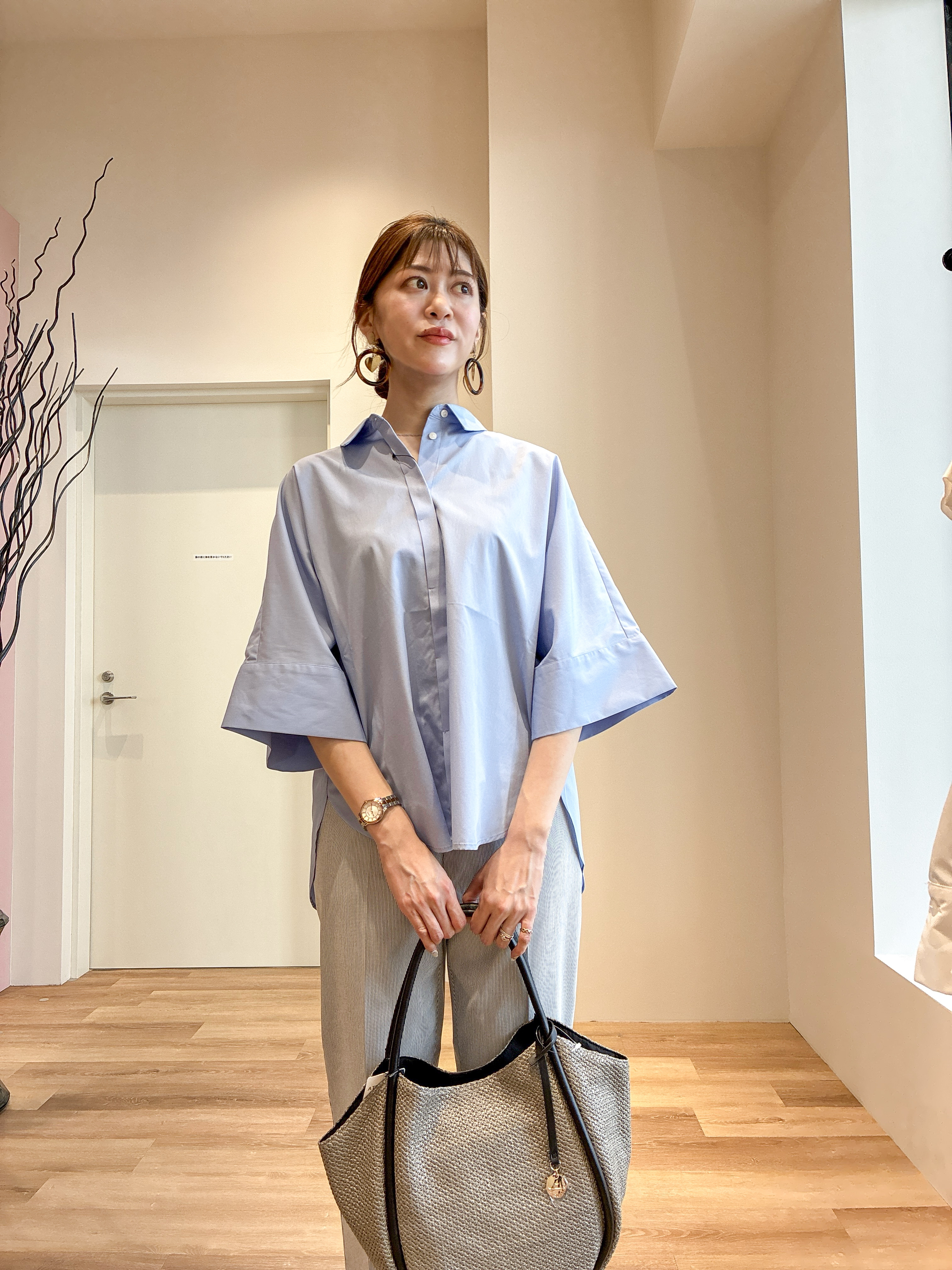 もんちゃんさんの「OPAQUE.CLIP｜【接触冷感】ハーフスリーブシャツ《洗濯機OK／防シワ加工》」を使ったコーディネート