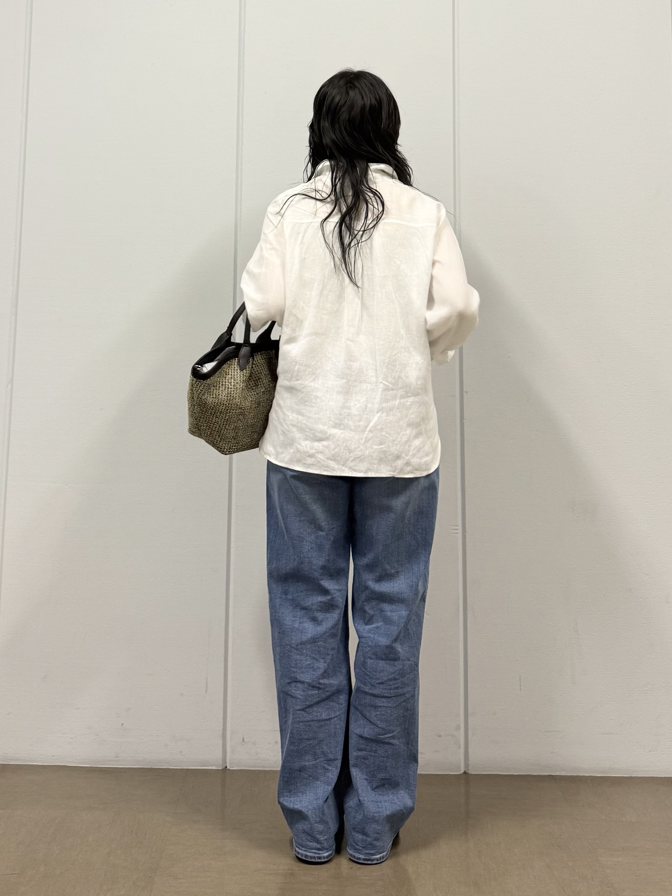 mizukiさんの「INDIVI｜【接触冷感／2WAY】カシュクールリネンシャツ」を使ったコーディネート