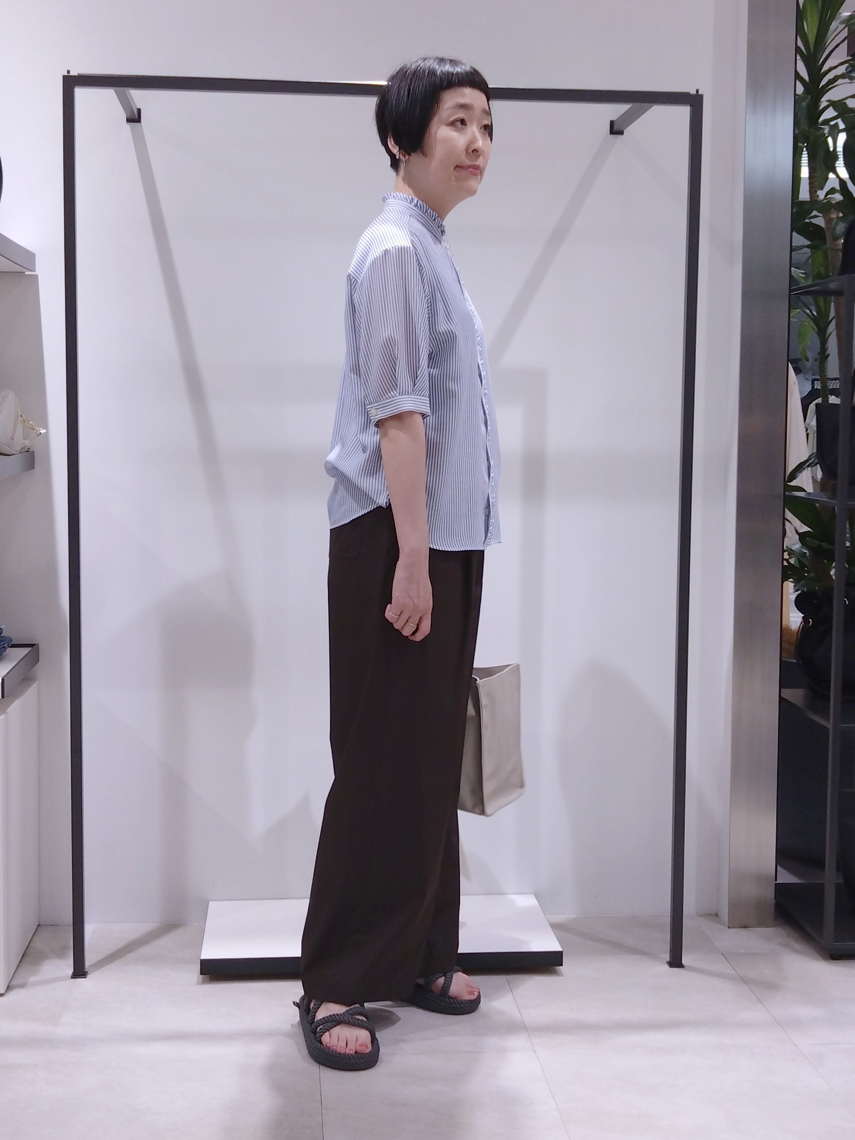 まちこさんの「UNTITLED｜エナメルソフトトート」を使ったコーディネート
