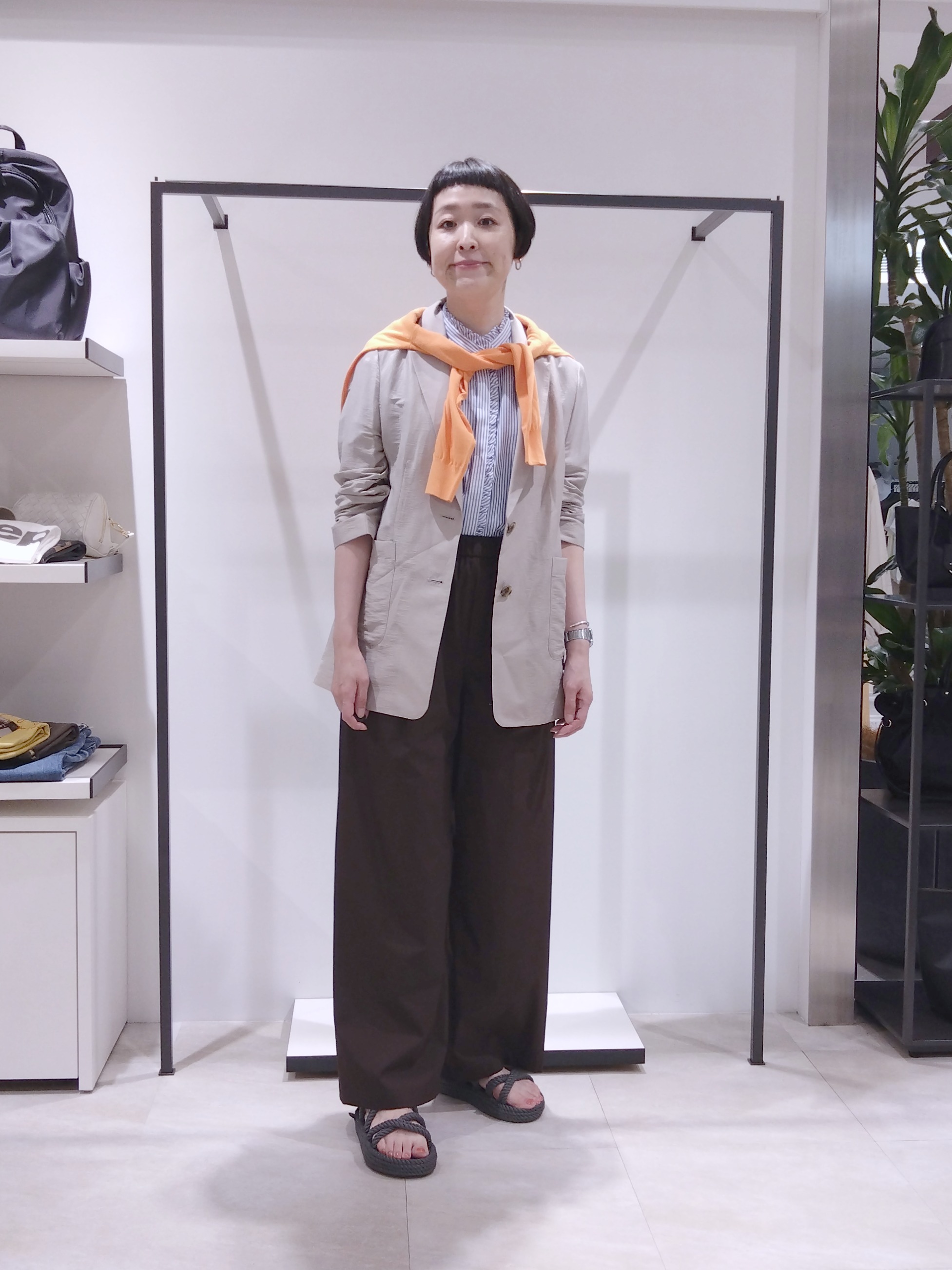 まちこさんの「UNTITLED｜◆【程よいシアー感/洗える】エアリーバイオジャケット」を使ったコーディネート
