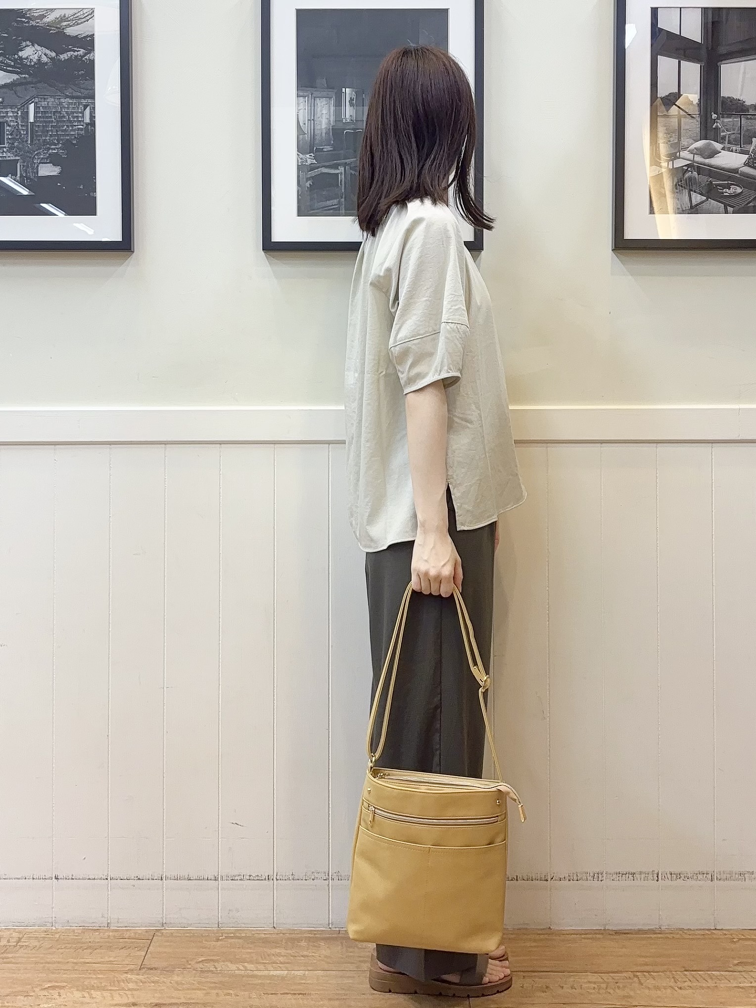 えぬさんの「SHOO･LA･RUE｜【S-LL/洗濯機可/セットアップ可】軽凛(かろりん) タックブラウス」を使ったコーディネート