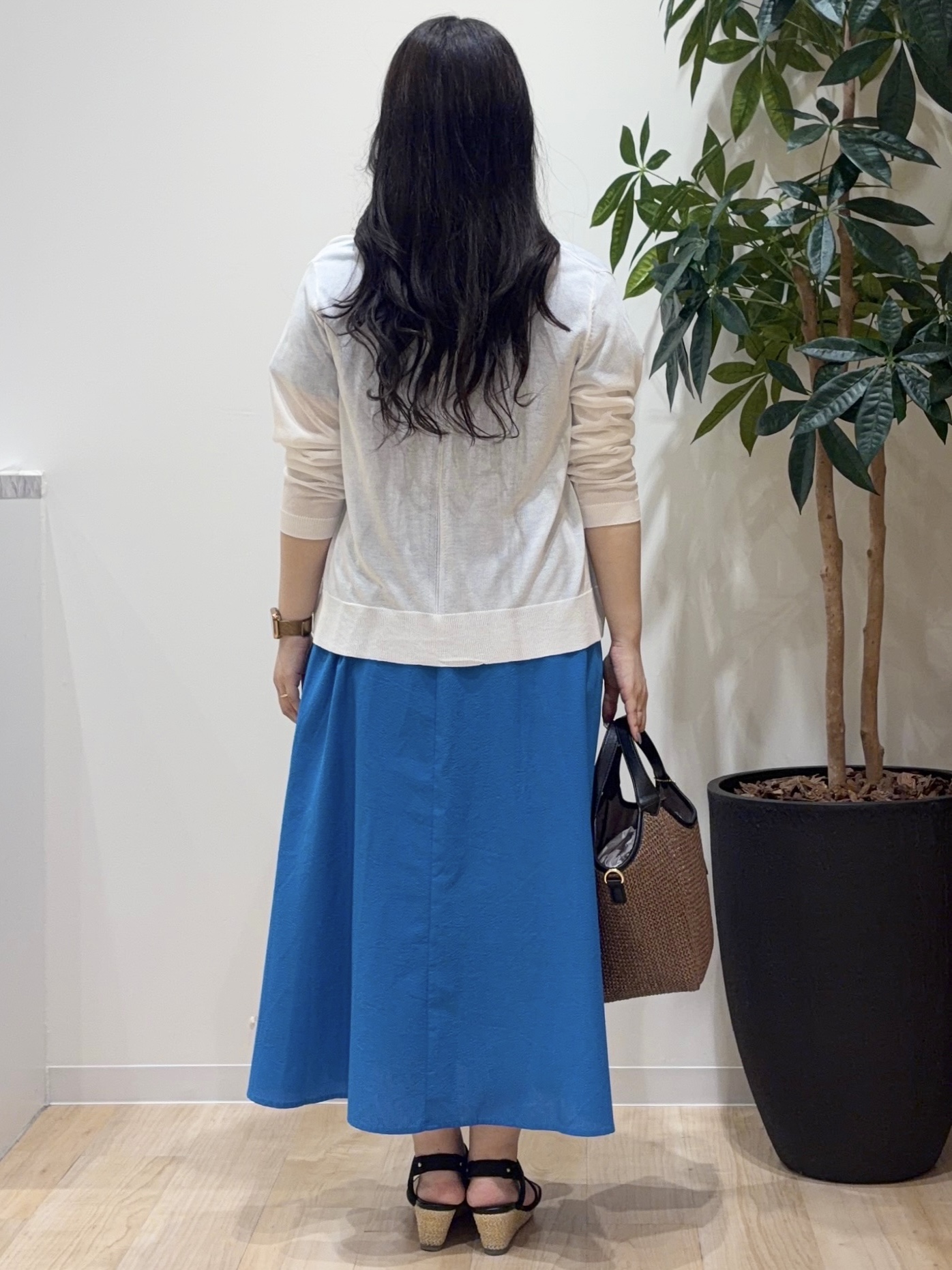 minamiさんの「grove｜高評価！【UVカット】ベーシックショートカーディガン」を使ったコーディネート