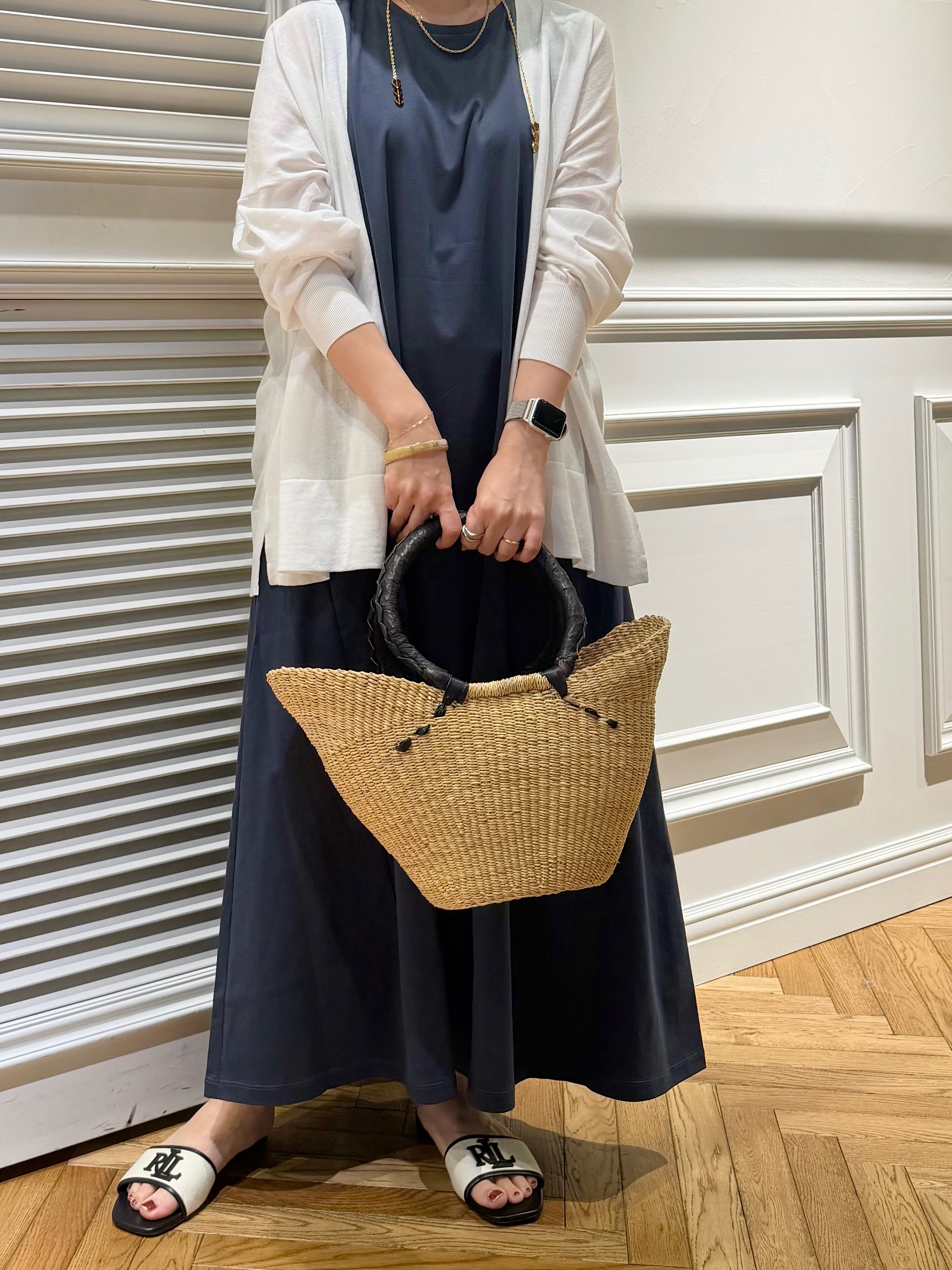 つじ まこさんの「DRESSTERIOR｜◆【接触冷感/UVカット】ウォッシャブル スピンコットン カーディガン」を使ったコーディネート