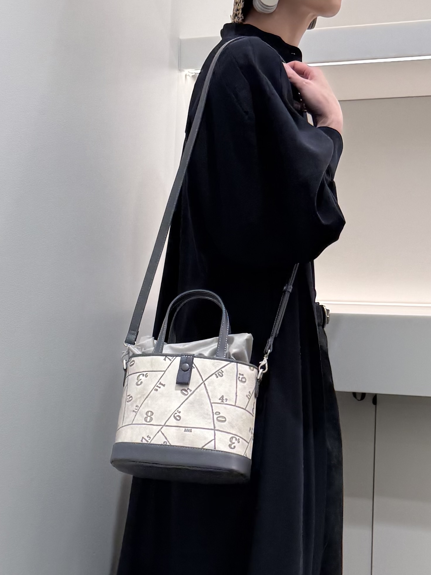 Kさんの「HIROKO HAYASHI｜SCIENZA（シェンツァ）2wayショルダーバッグ」を使ったコーディネート