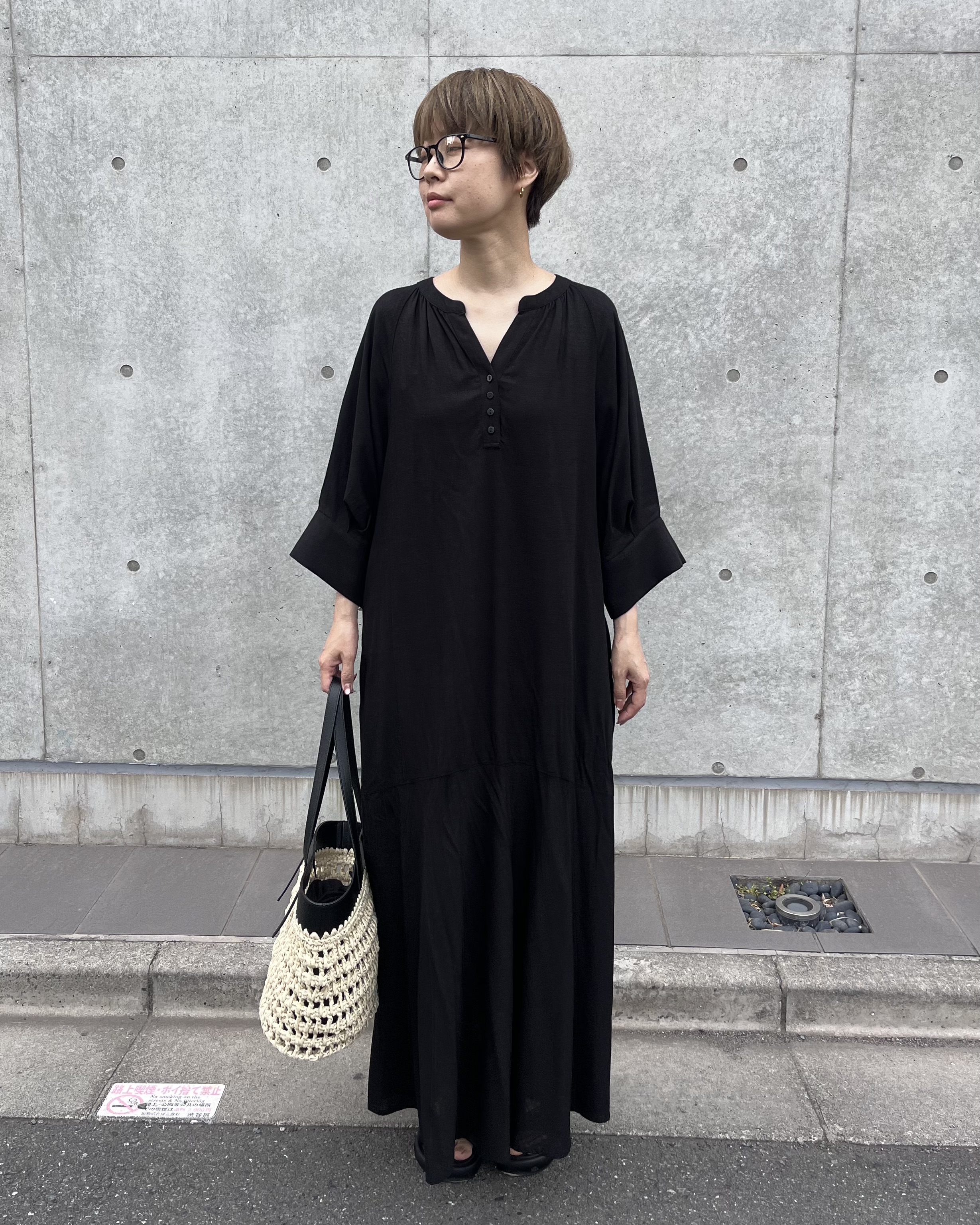 Mariko.Sさんの「OPAQUE.CLIP｜キーネックロングワンピース【洗える】」を使ったコーディネート