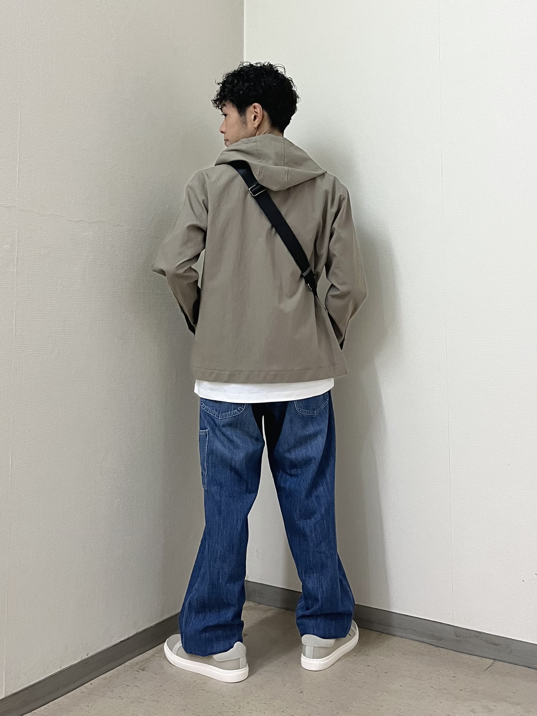 URAさんの「TAKEO KIKUCHI｜【撥水・洗える・シワになりにくい】 リランチェ（R） フードブルゾン」を使ったコーディネート