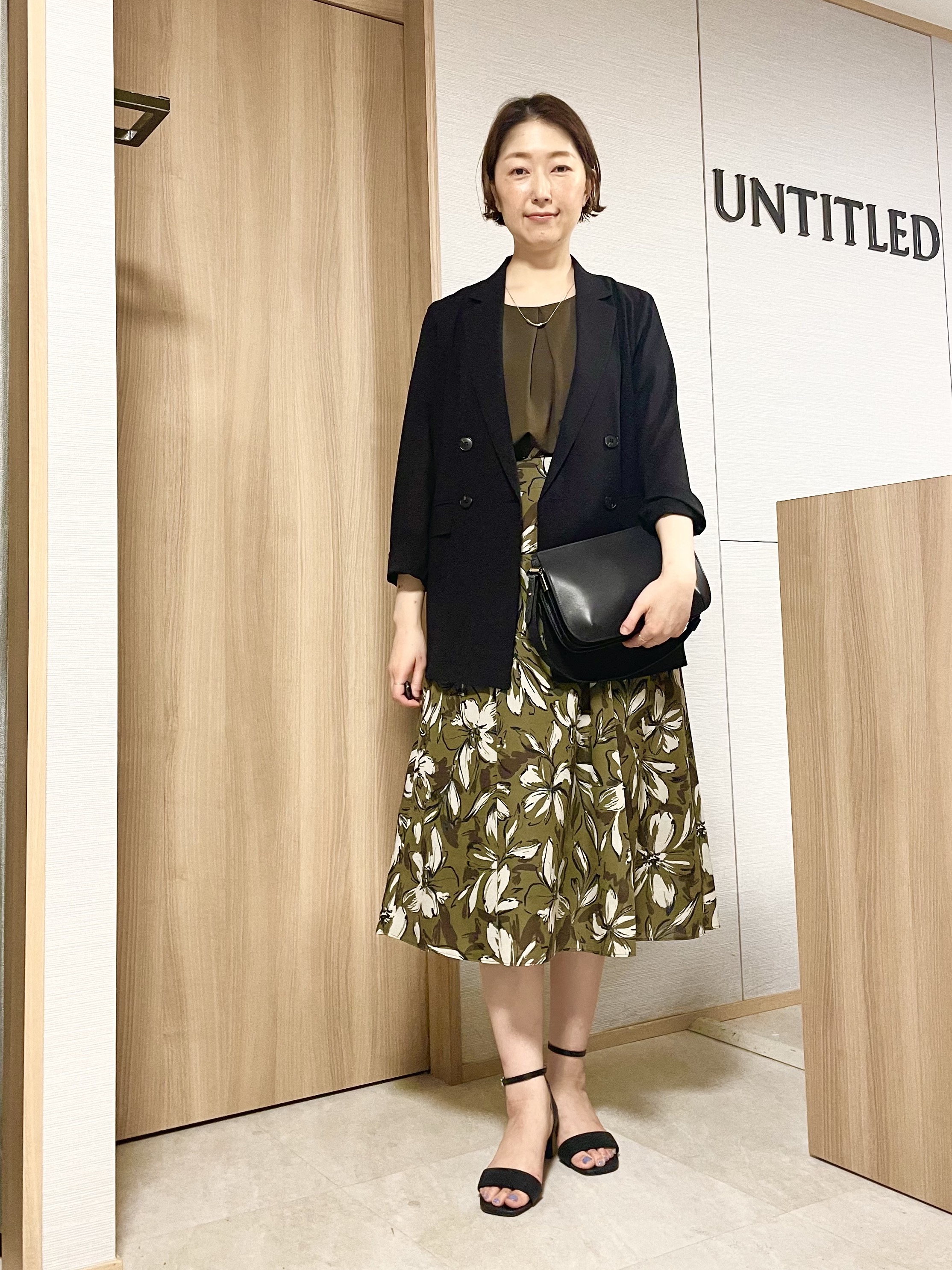 aliceさんの「UNTITLED｜【セットアップ可/UVカット/前後2WAY】リラクシーフレンチスリーブブラウス」を使ったコーディネート