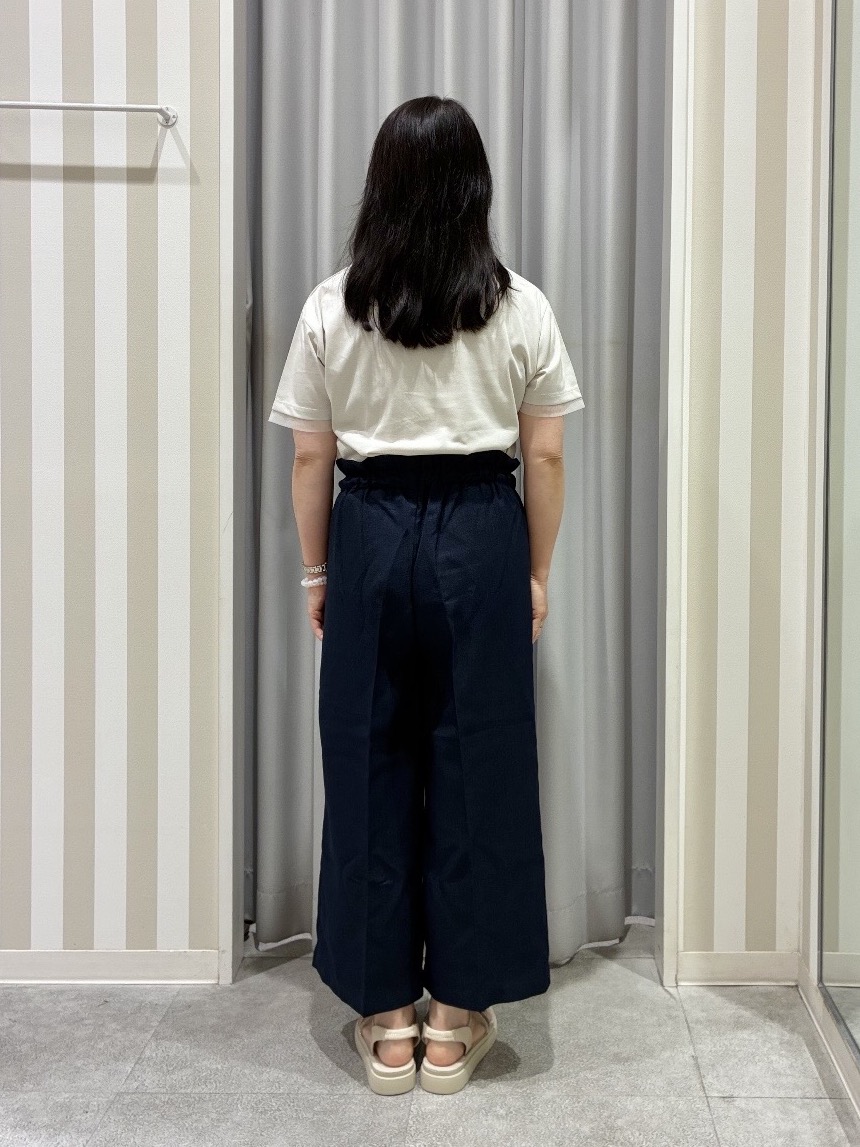 vanseさんの「SHOO･LA･RUE｜【ひんやり/S-LL/洗濯機可】色・柄選べる お袖チュールレイヤード プリントアソートTシャツ」を使ったコーディネート
