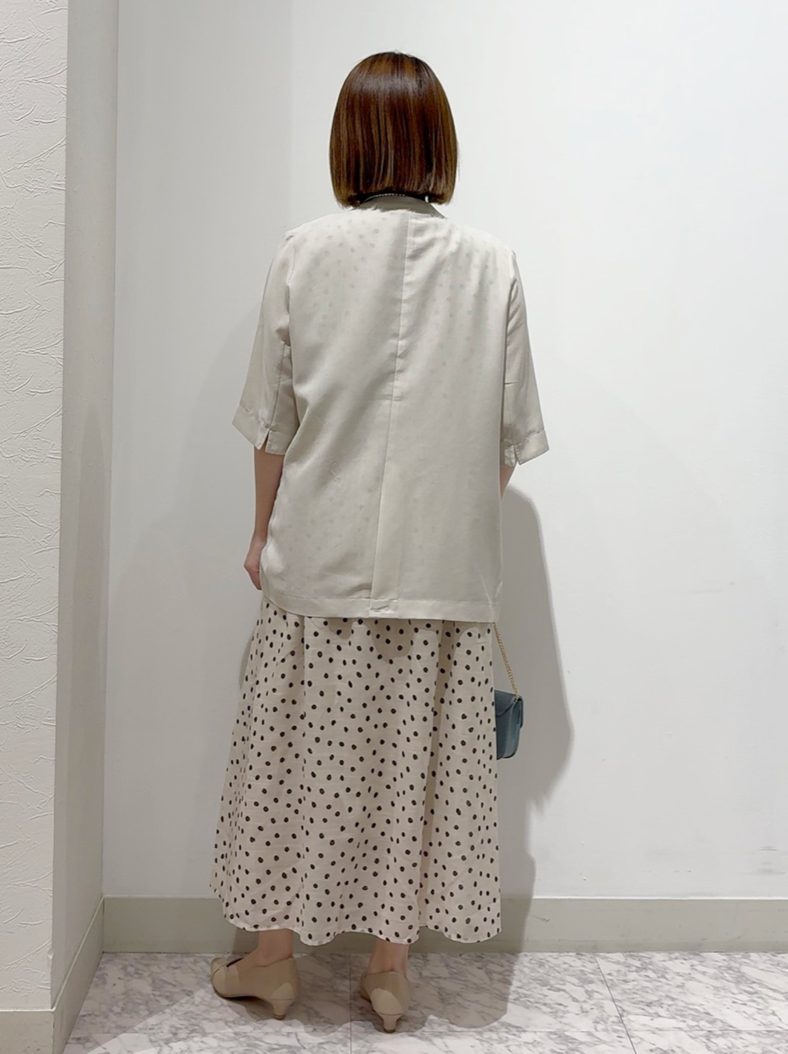 しかっちさんの「grove｜【洗濯機OK/ひんやり】軽く羽織れるハーフスリーブジャケット」を使ったコーディネート
