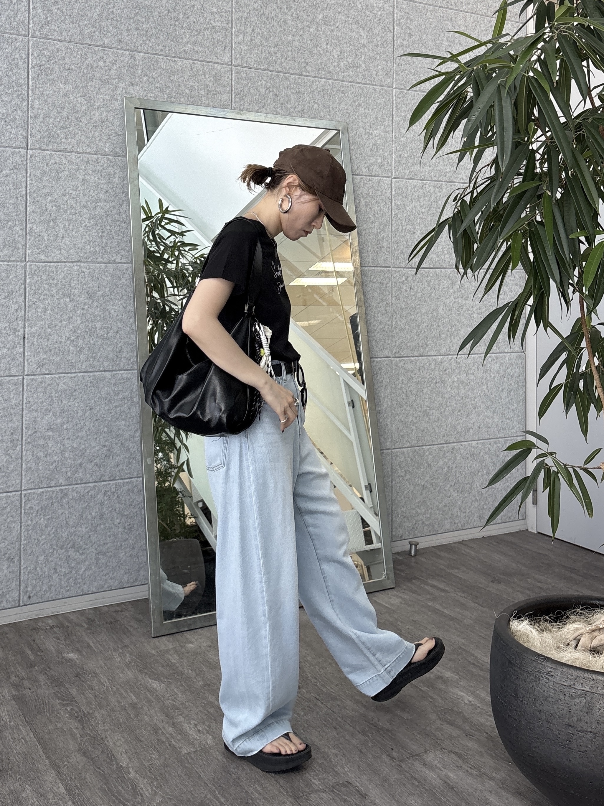 kotakiさんの「INDIVI｜3DプリントロゴTシャツ【再入荷】」を使ったコーディネート