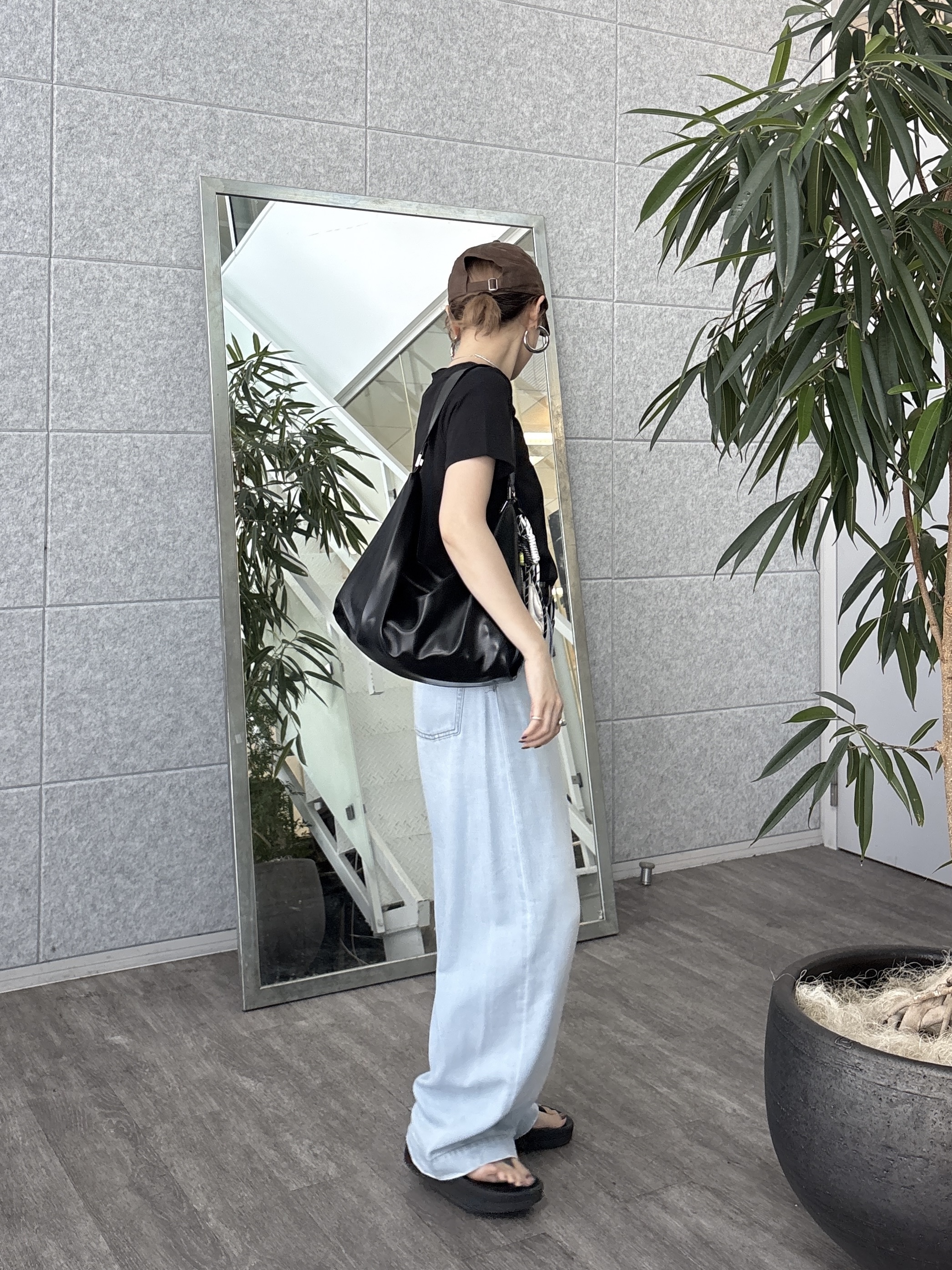 kotakiさんの「INDIVI｜3DプリントロゴTシャツ【再入荷】」を使ったコーディネート