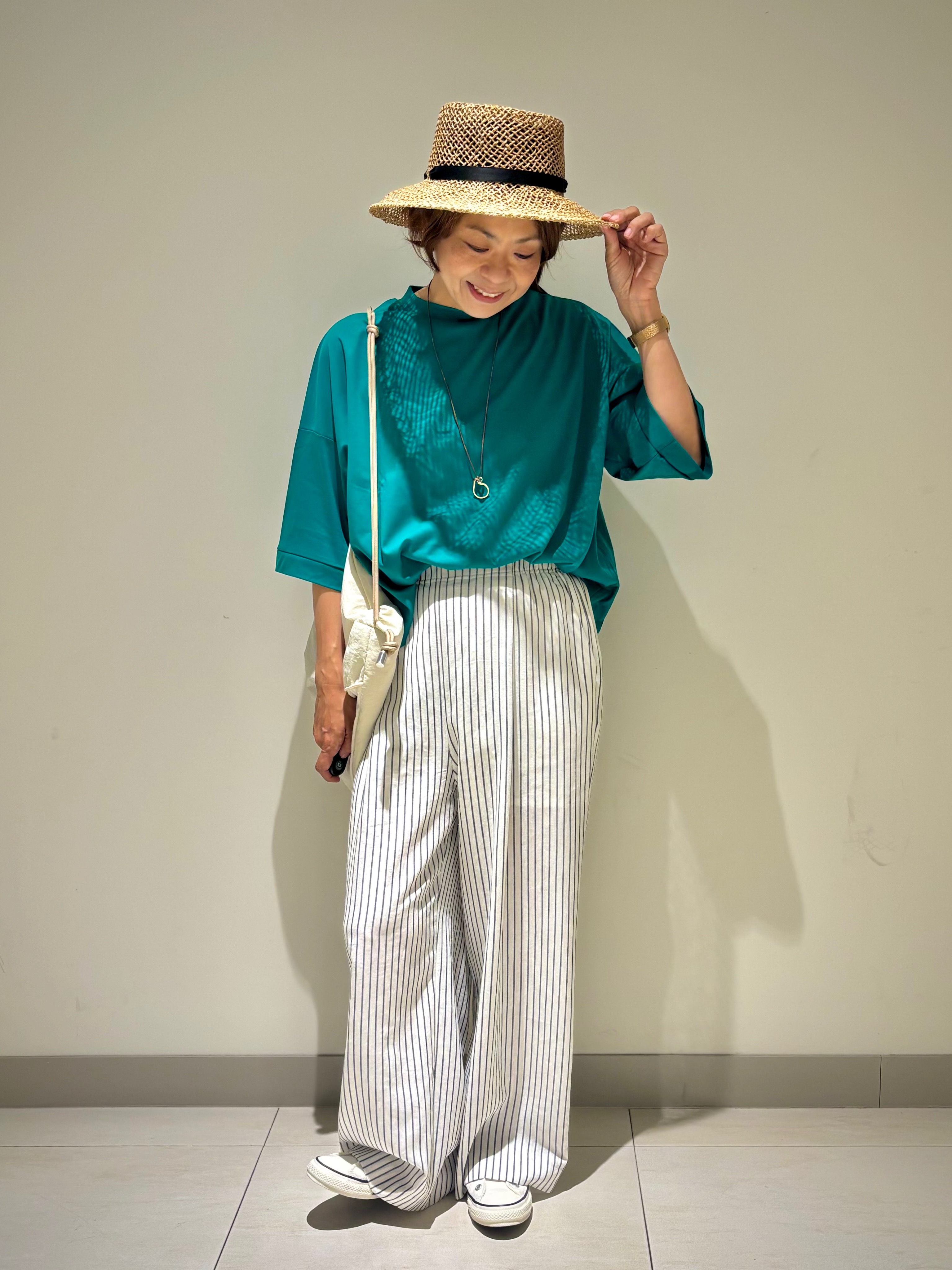 Haruさんの「Dessin｜【体型カバー】美光沢カットソーボクシーシルエット」を使ったコーディネート