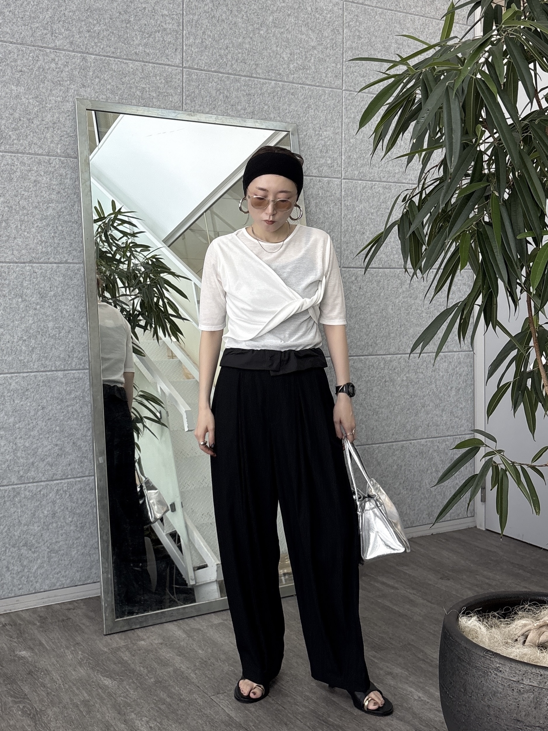 kotakiさんの「INDIVI｜ツイストガーゼカットソー」を使ったコーディネート