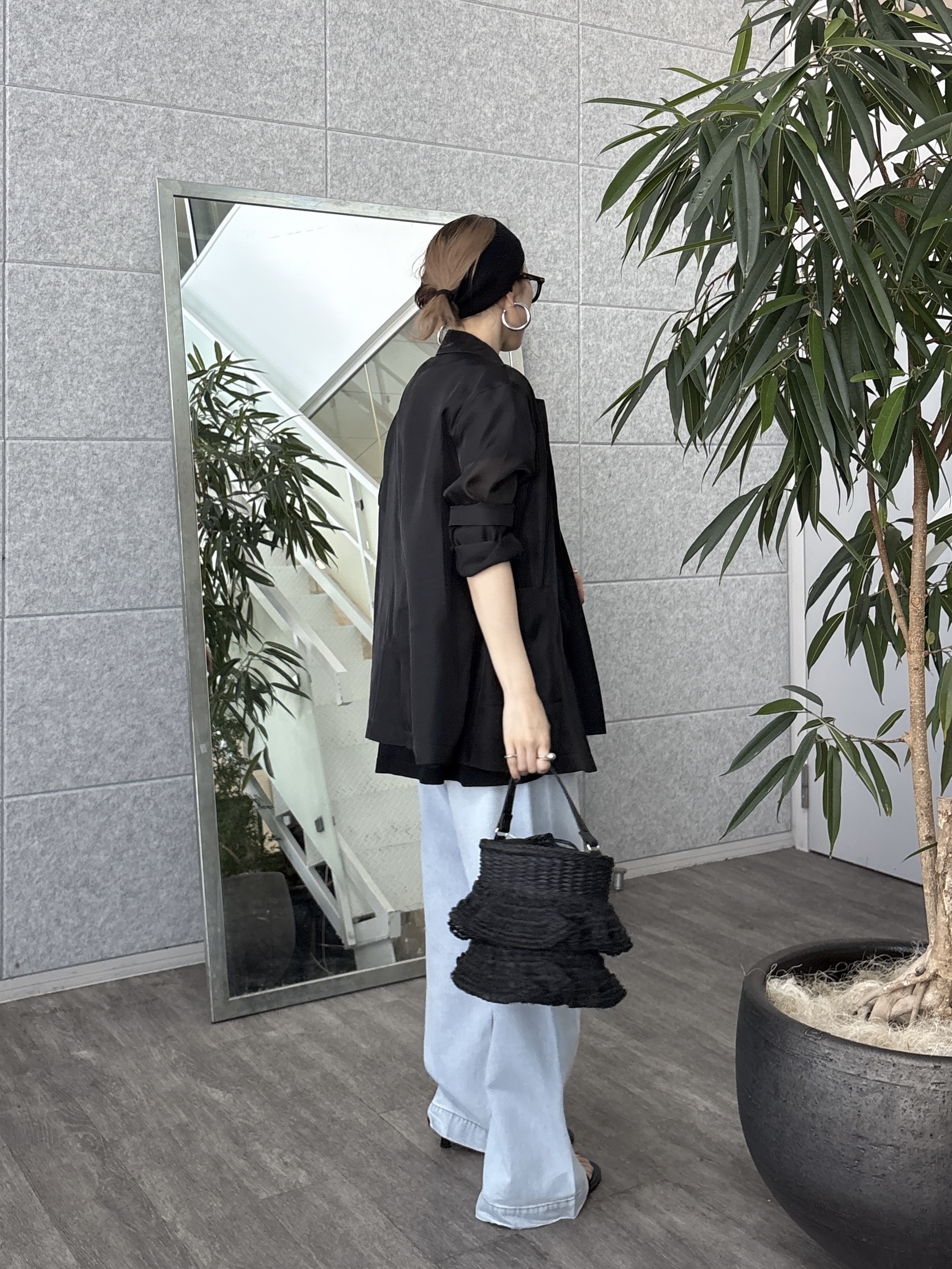 kotakiさんの「INDIVI｜【接触冷感/通気性】シアーシャツジャケット」を使ったコーディネート