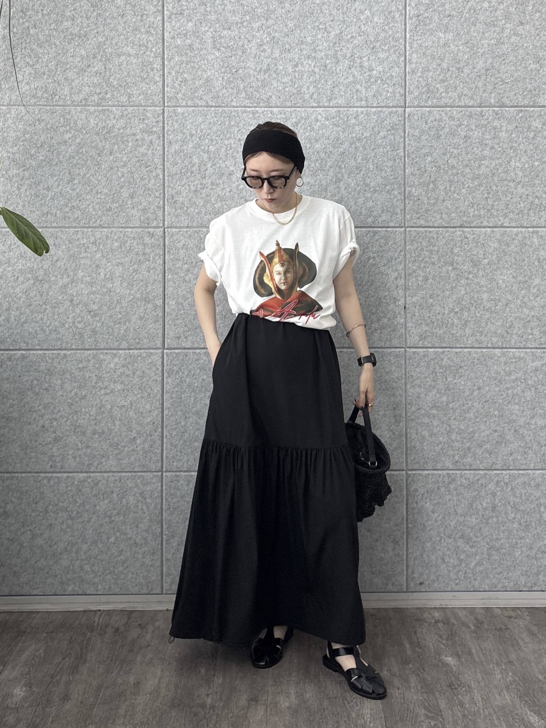 kotakiさんの「INDIVI｜【GOODROCKSPEED】QUEEN AMIDALA ／ Print T－Shirt」を使ったコーディネート