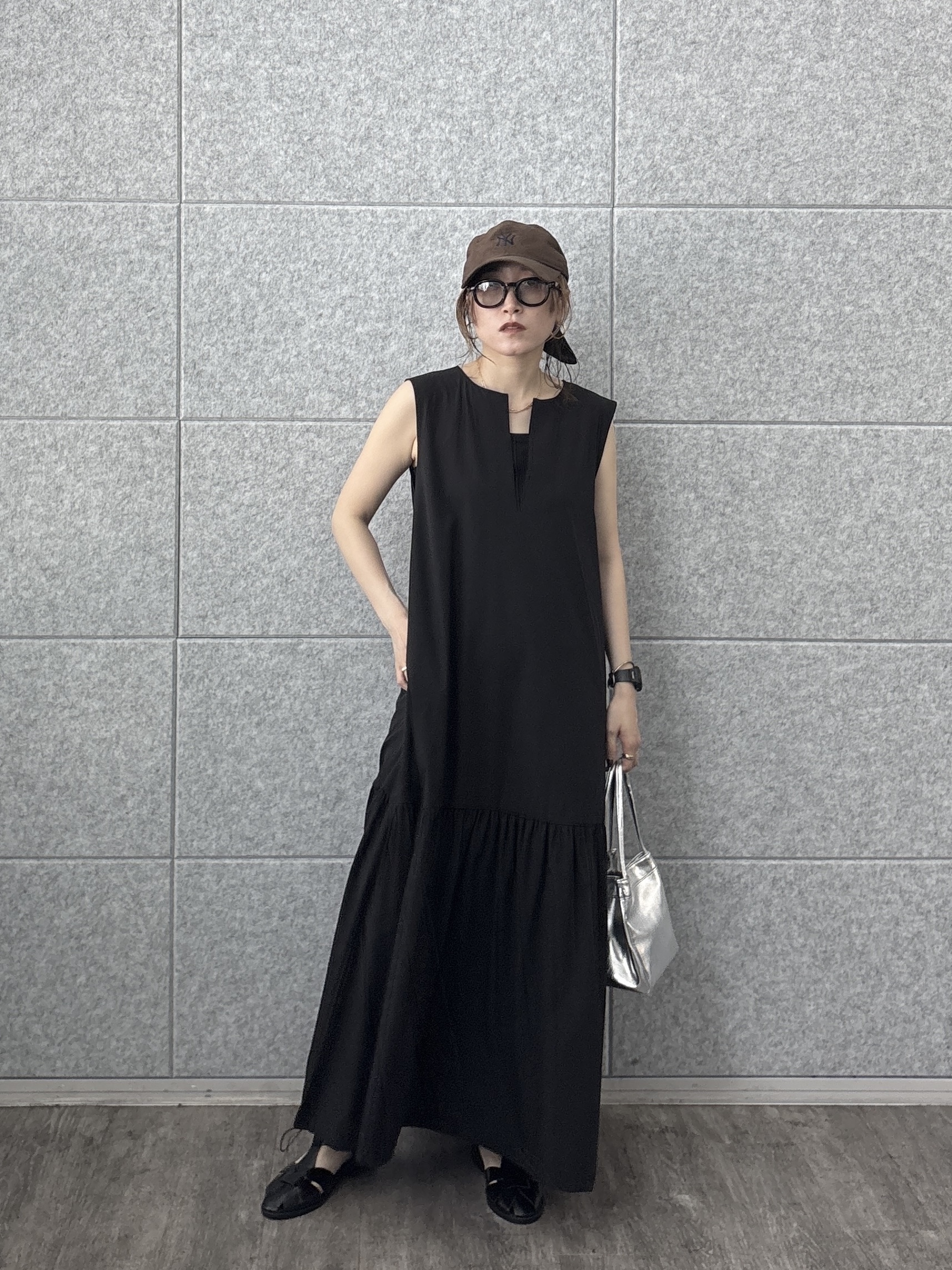 kotakiさんの「INDIVI｜【GOODROCKSPEED】QUEEN AMIDALA ／ Print T－Shirt」を使ったコーディネート