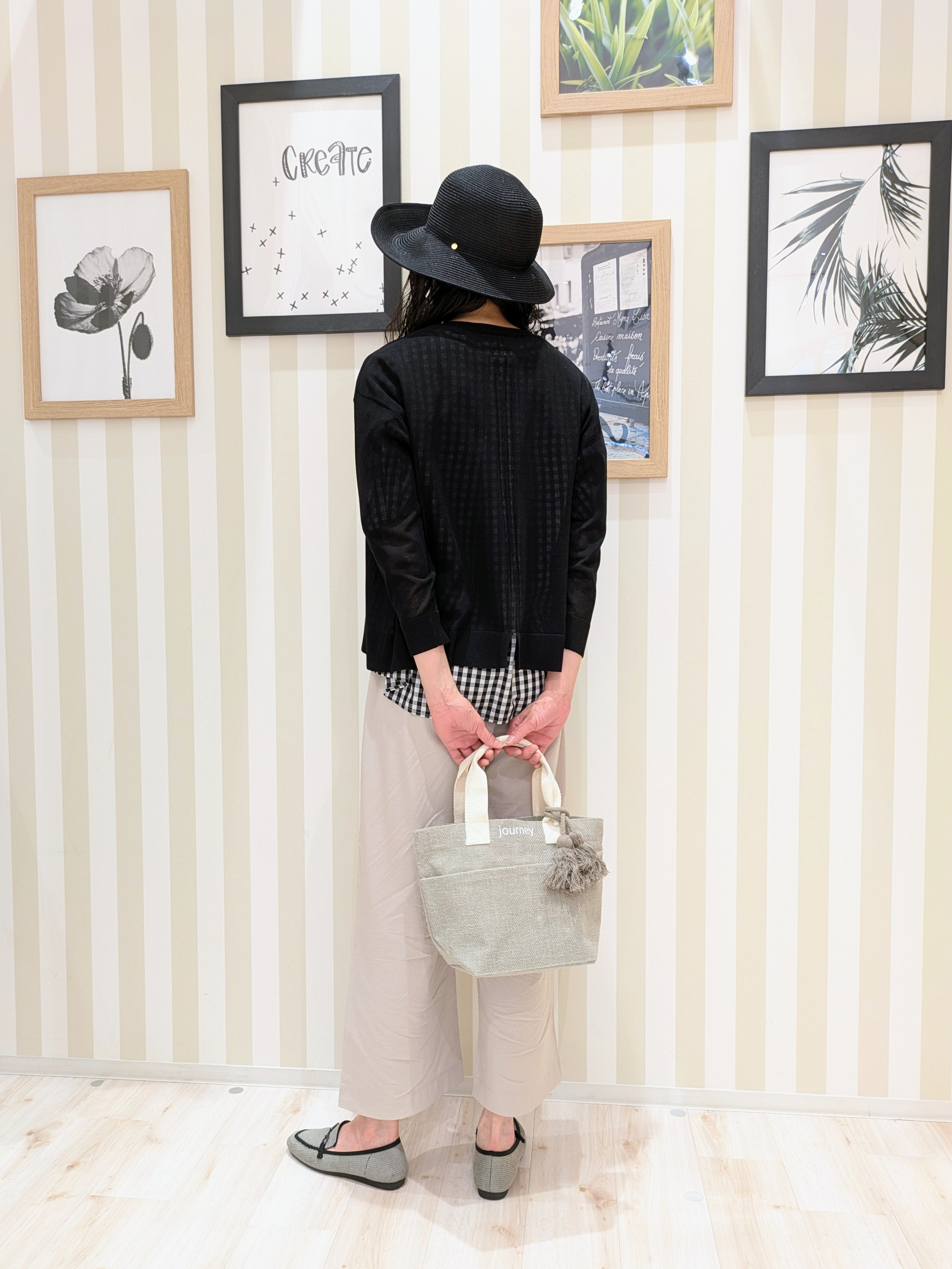 Mikiさんの「SHOO･LA･RUE｜【洗濯機可/S-LL】オンにもオフにも マルチに使えるボタンレスカーディガン」を使ったコーディネート