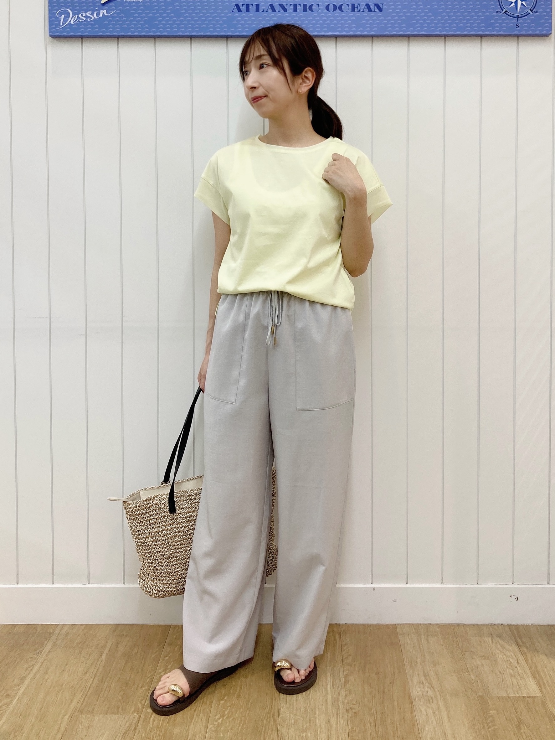 yoshiさんの「Dessin｜【洗える】エアリーシアーフードシャツ」を使ったコーディネート