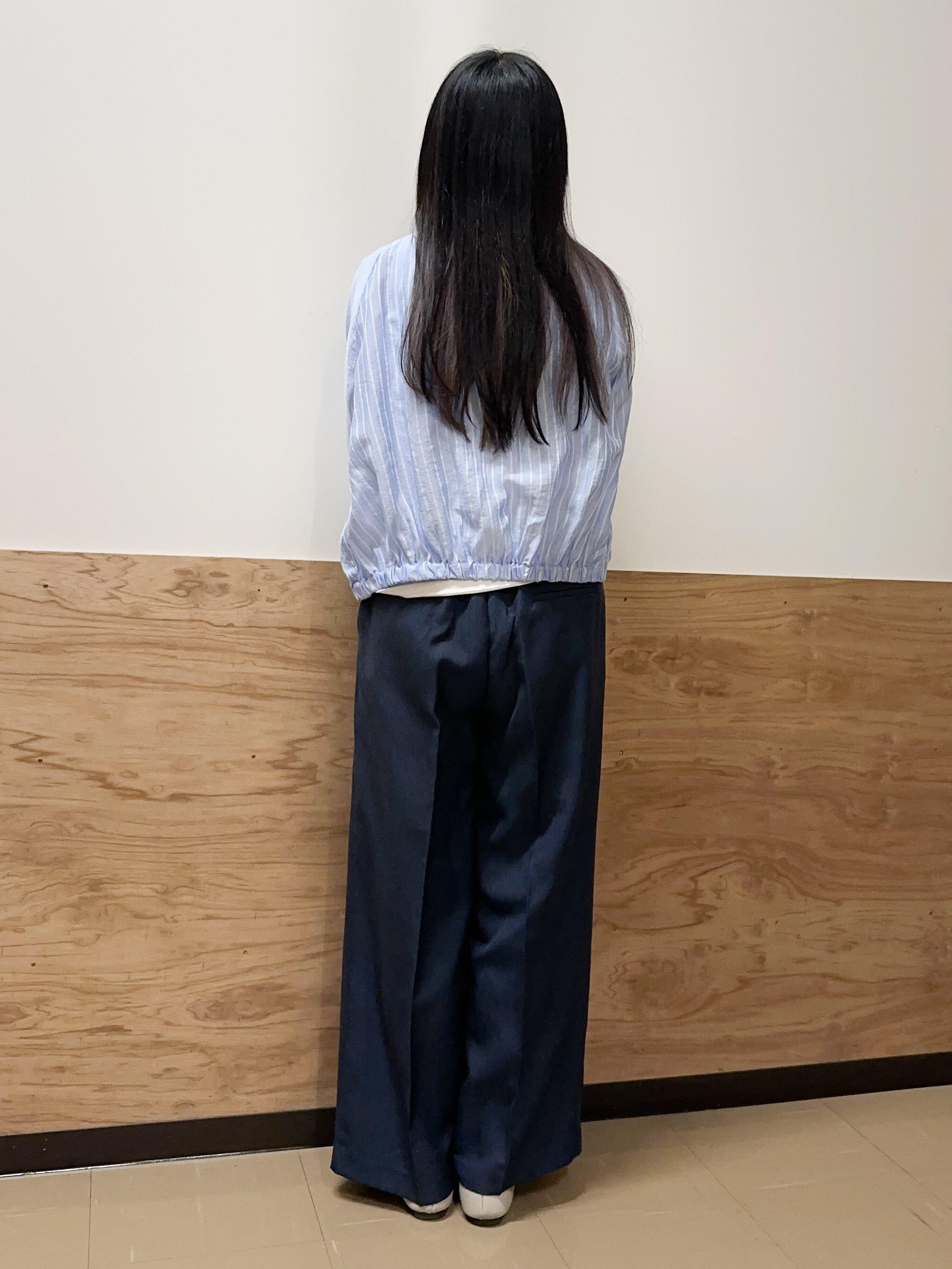 すーさんの「grove｜気温調整にも◎ブラウス感覚で羽織れるシアーブルゾン」を使ったコーディネート