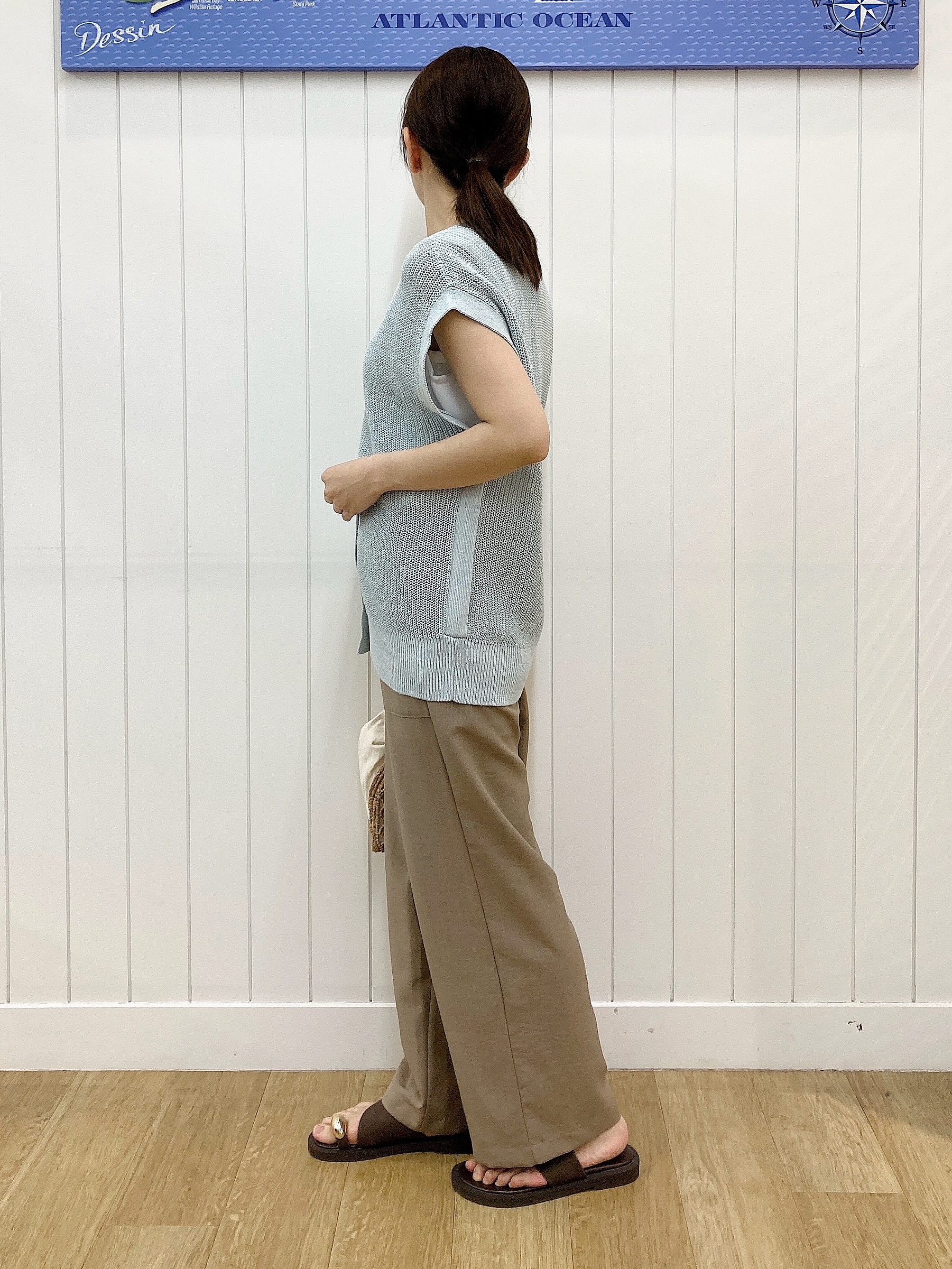 yoshiさんの「Dessin｜【洗える】ペーパー混ニットベスト」を使ったコーディネート
