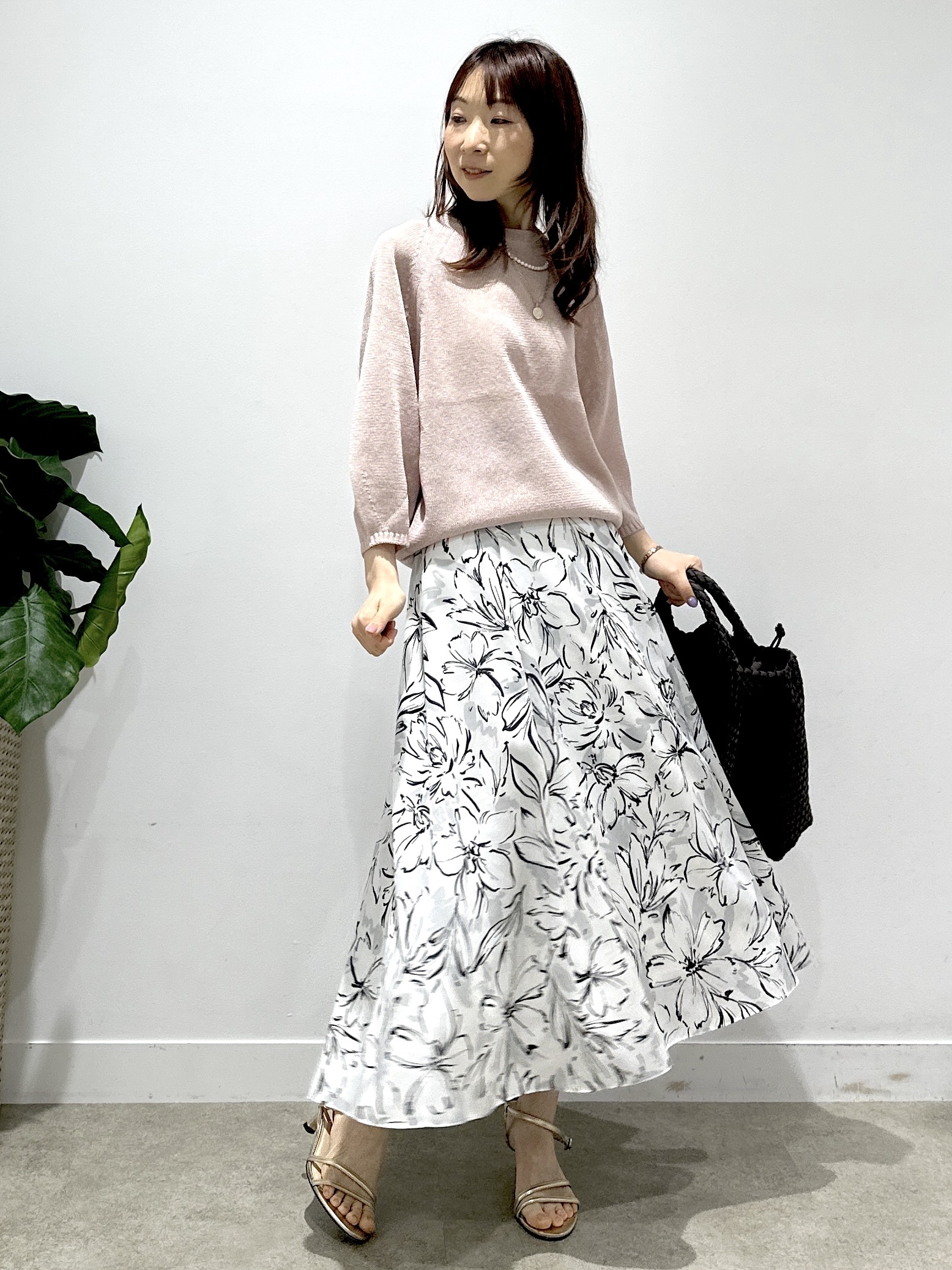 Miwaさんの「UNTITLED｜【洗える/ゆったり】クルーネックドライニット」を使ったコーディネート